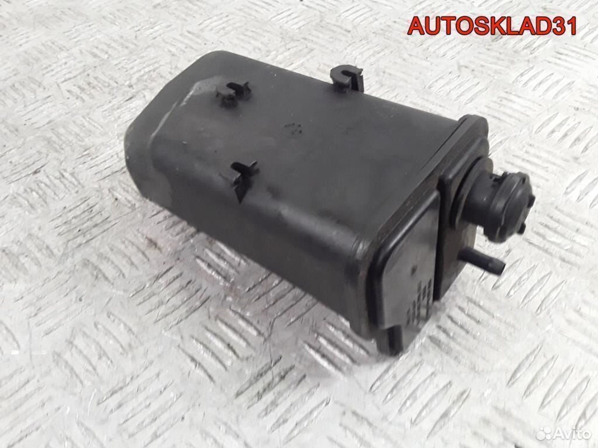 Абсорбер фильтр угольный VW Golf 5 1K0201801B, 1700 рублей, Дубовое