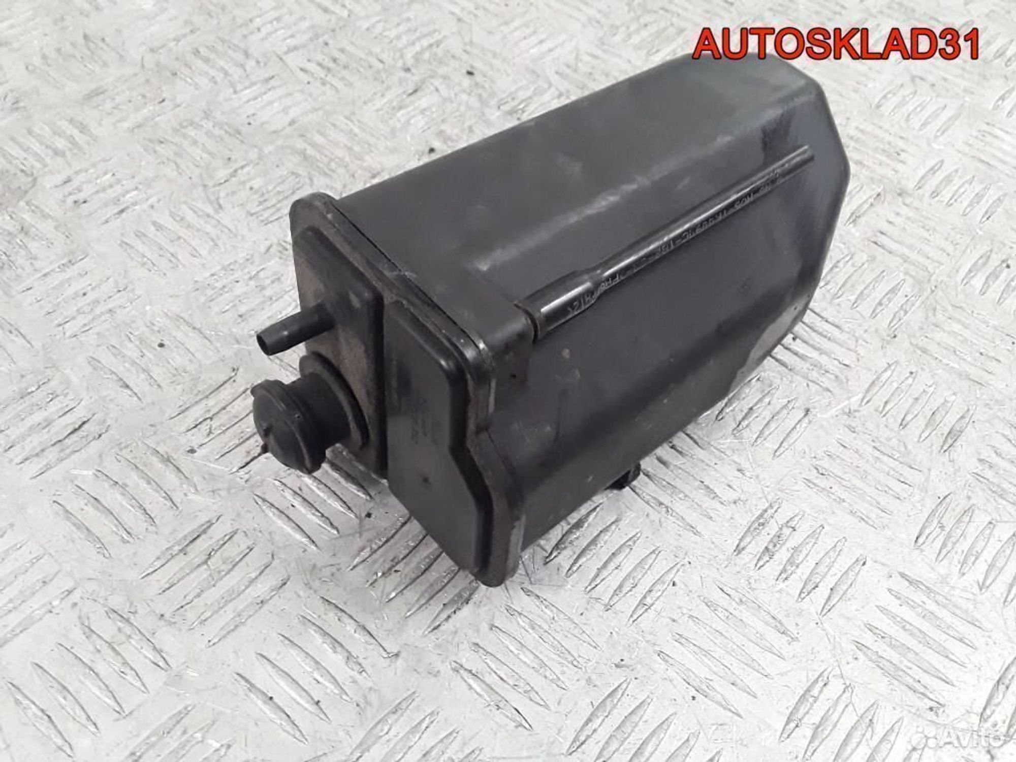 Абсорбер фильтр угольный VW Golf 5 1K0201801B, 1700 рублей, Дубовое