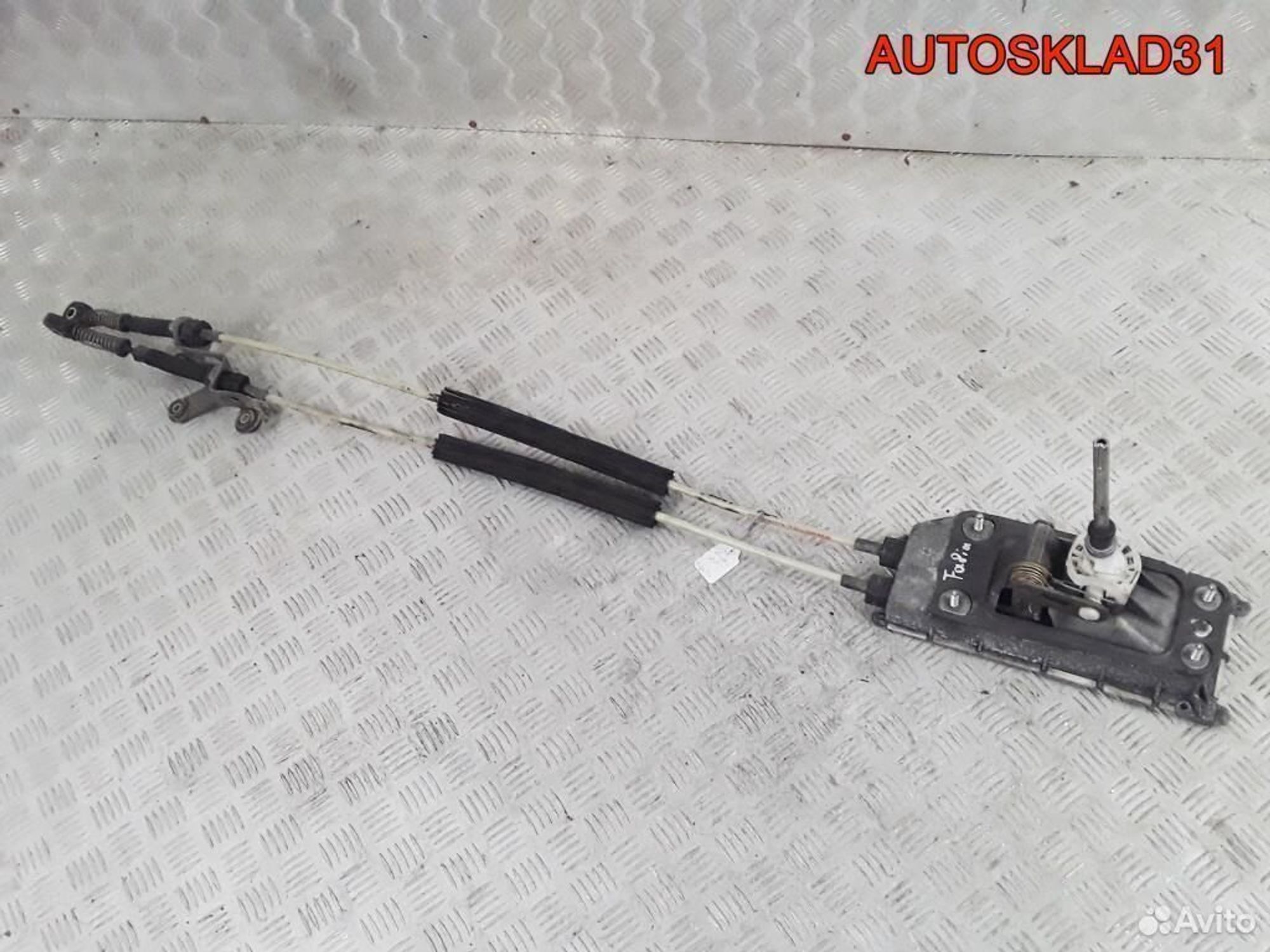 Кулиса МКПП с тросами Skoda Fabia 6Q0711049, 2700 рублей, Дубовое