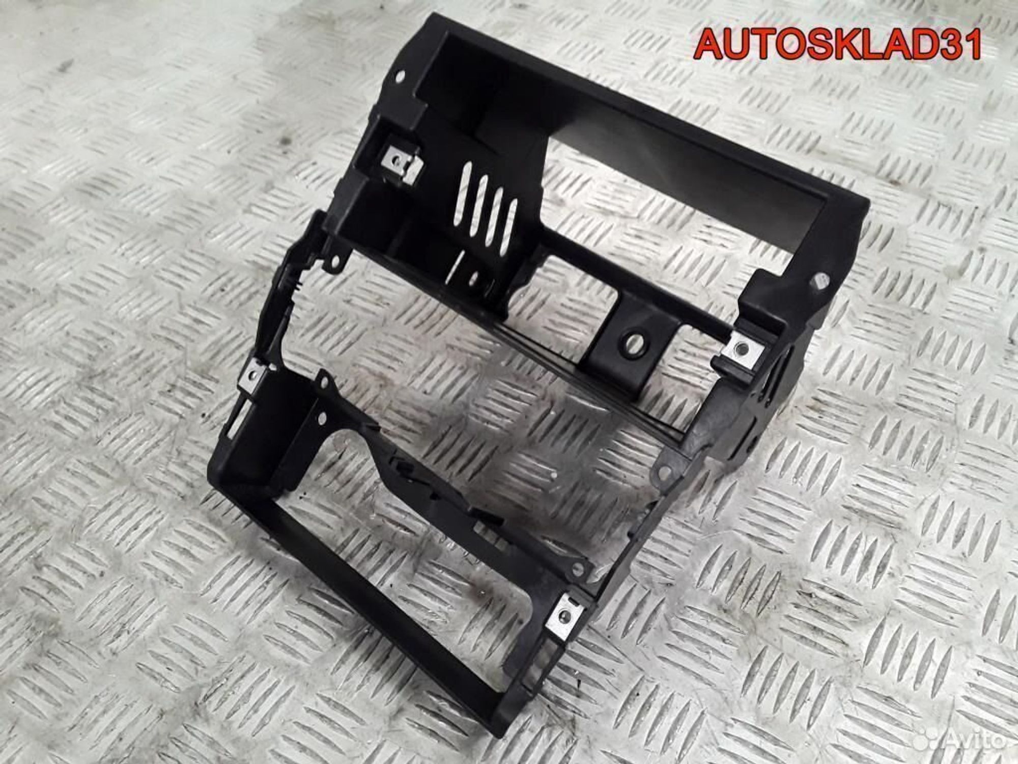 Рамка магнитолы Ford S-MAX 6m2118a998ab, 1200 рублей, Дубовое