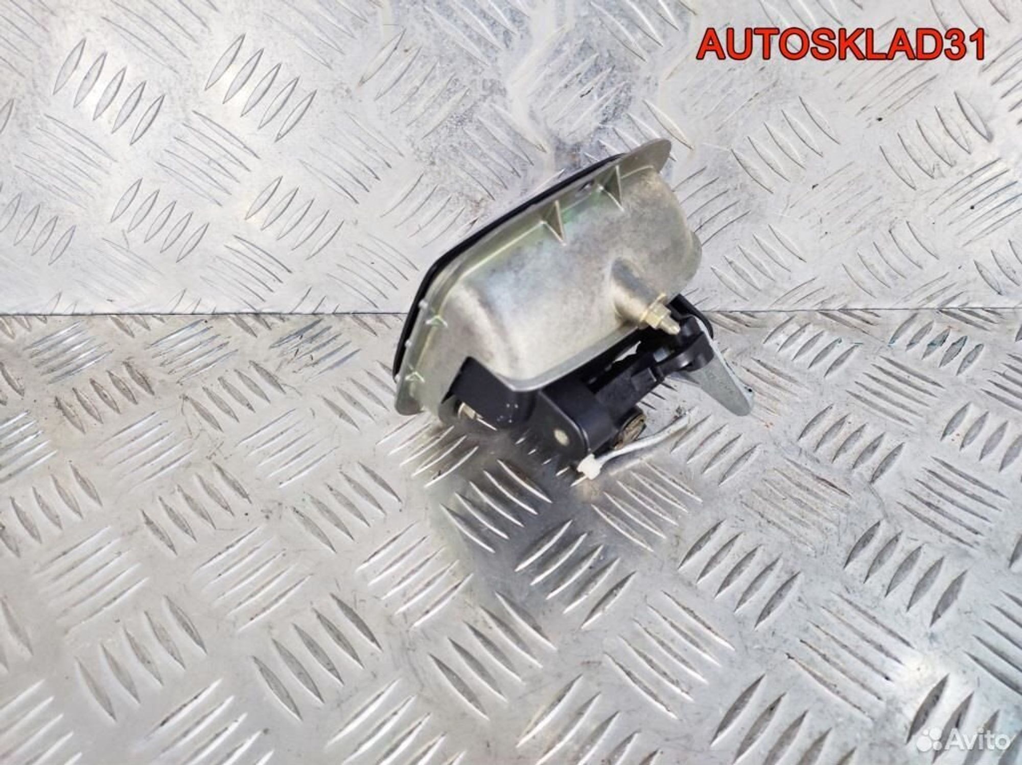 Ручка открывания багажника Seat Leon 1M 1M6827565J, 1700 рублей, Дубовое