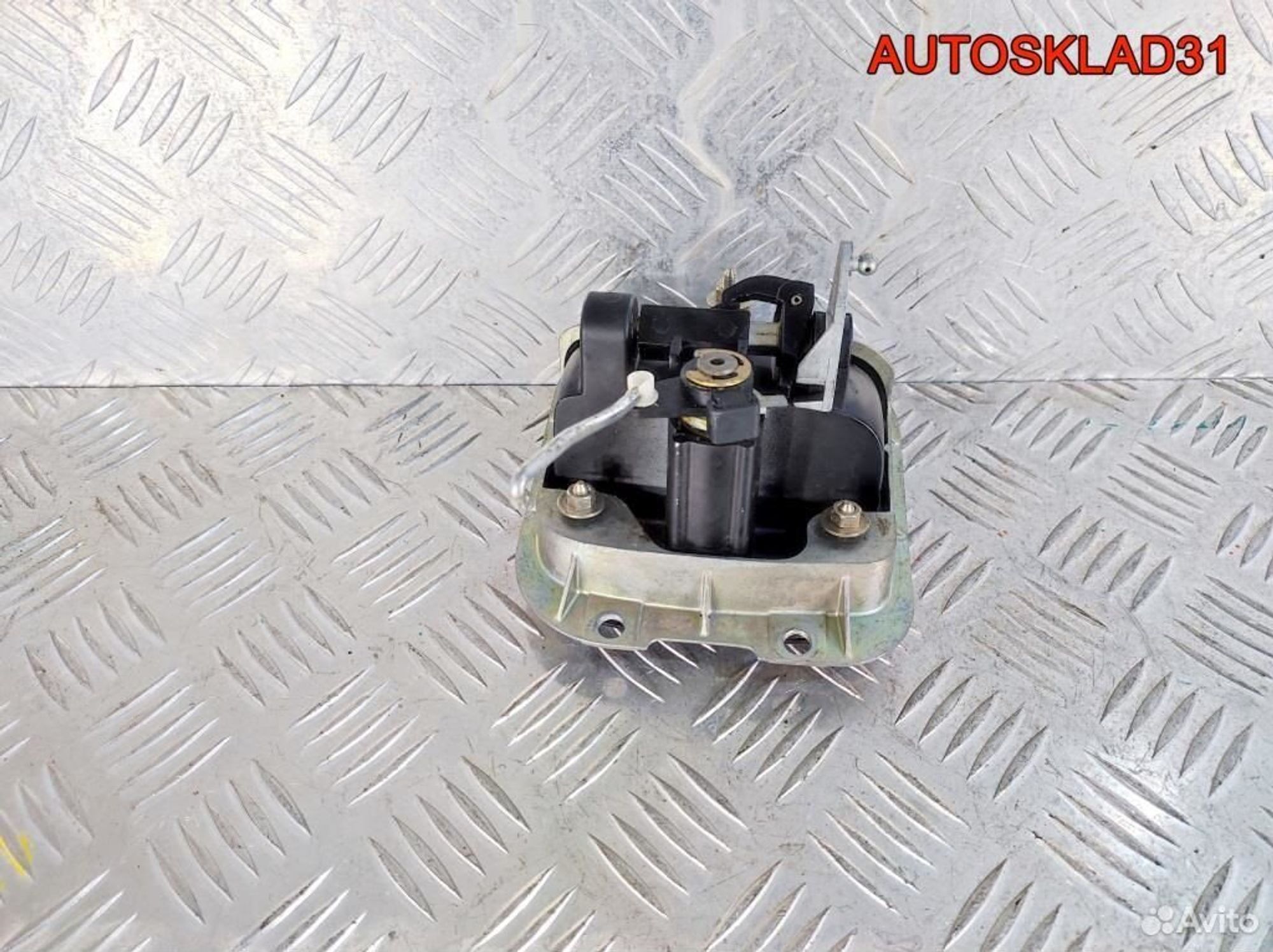 Ручка открывания багажника Seat Leon 1M 1M6827565J, 1700 рублей, Дубовое