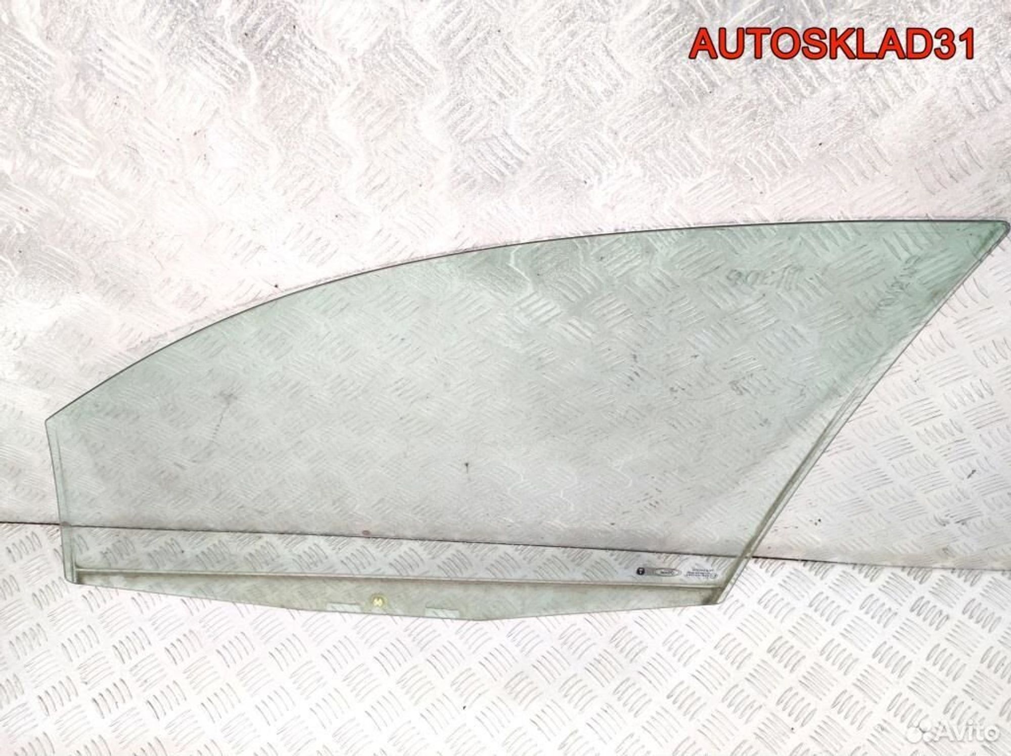 Стекло двери передней правой Ford Fusion 1336304, 1700 рублей, Дубовое