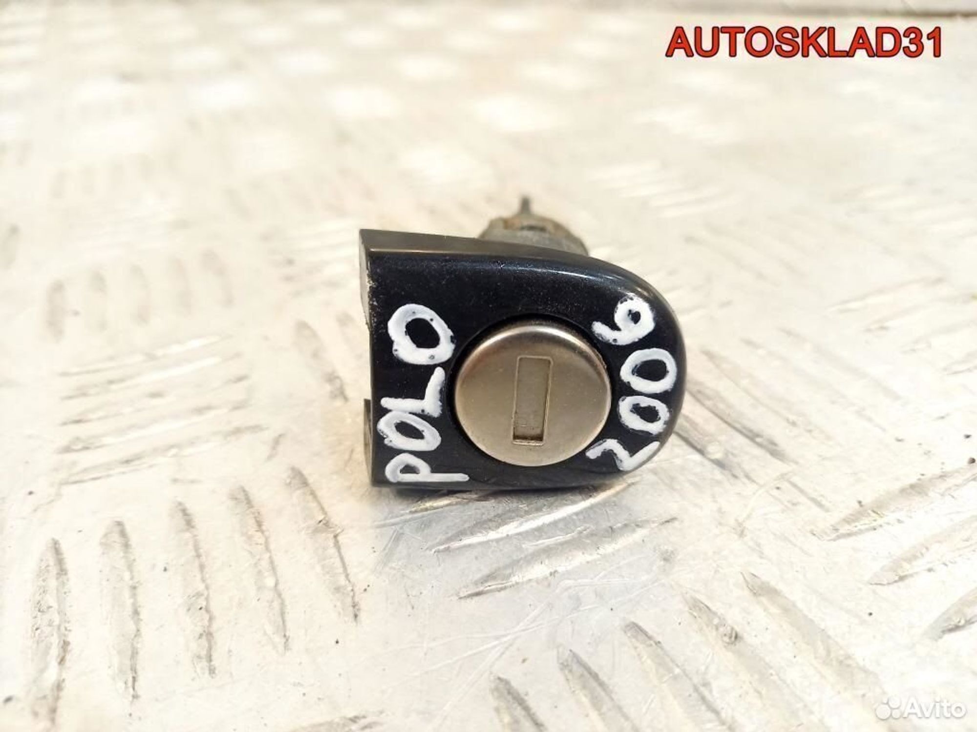 Вставка замка двери левой VW Polo 9N 6Q4837167E, 1200 рублей, Дубовое