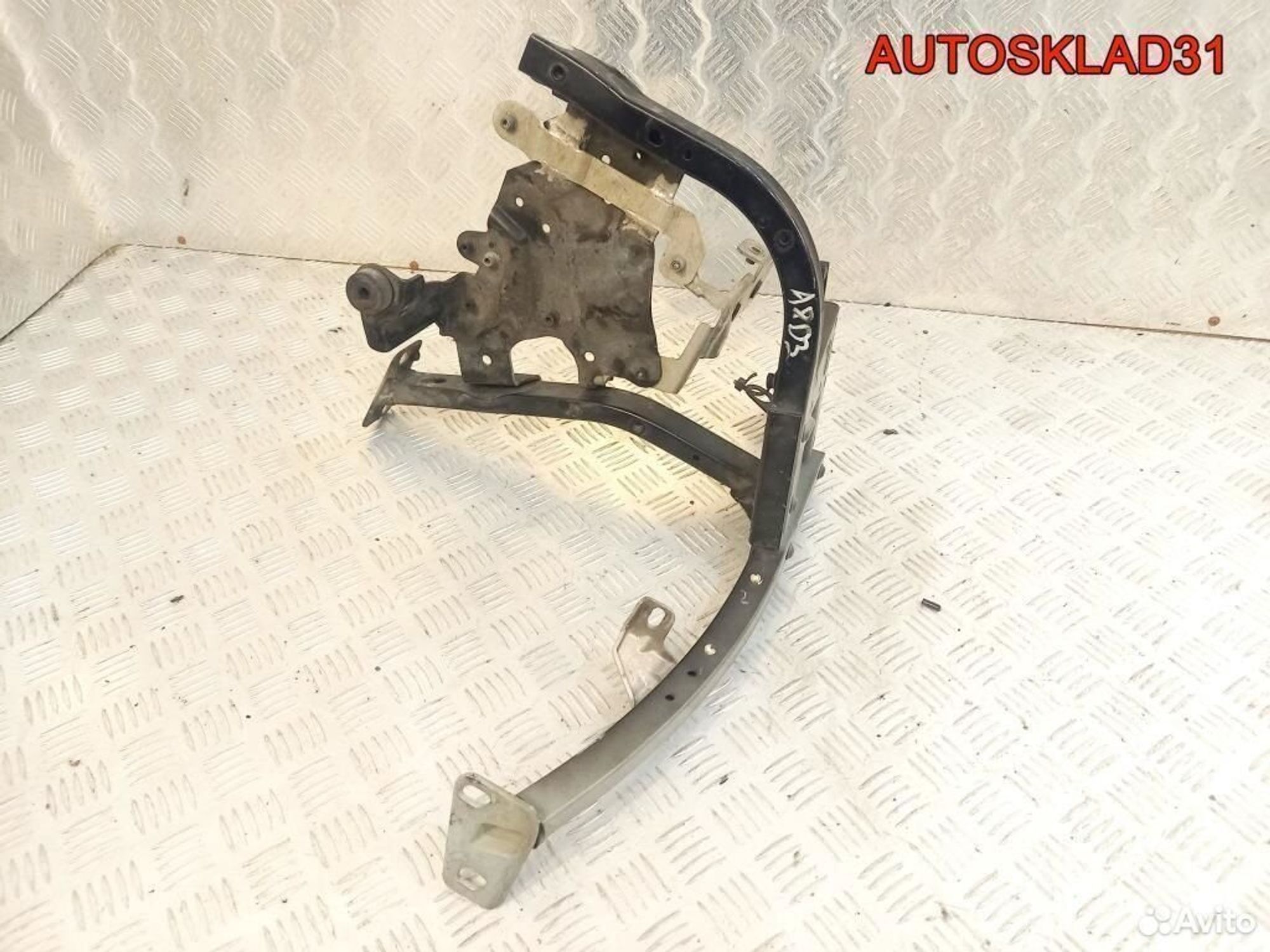 Кронштейн крепления крыла Audi A8 D3 4E0821138F, 9200 рублей, Дубовое