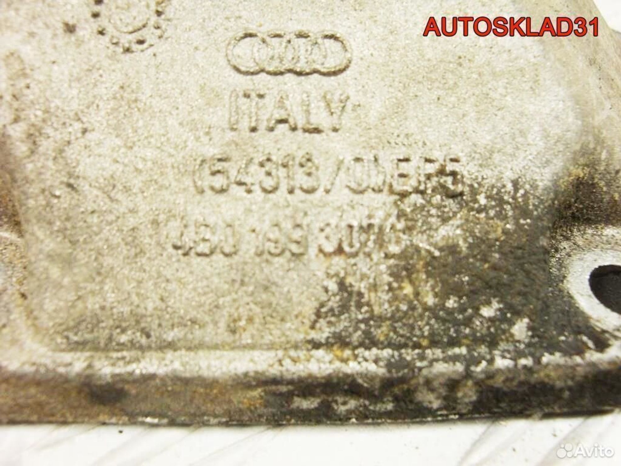 Кронштейн двигателя левый Audi A6 C5 4B0199307C, 600 рублей, Дубовое