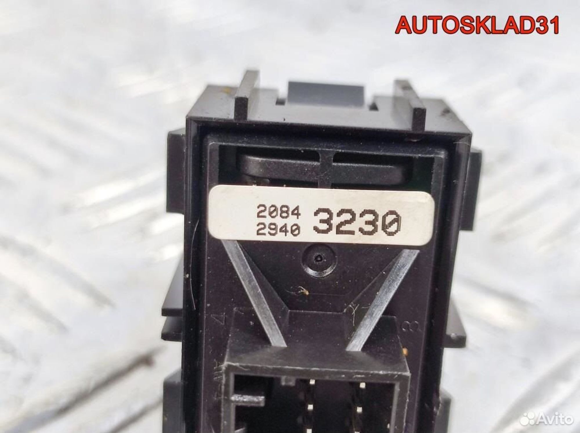 Кнопка стояночного тормоза Opel Astra J 20843230, 1300 рублей, Дубовое