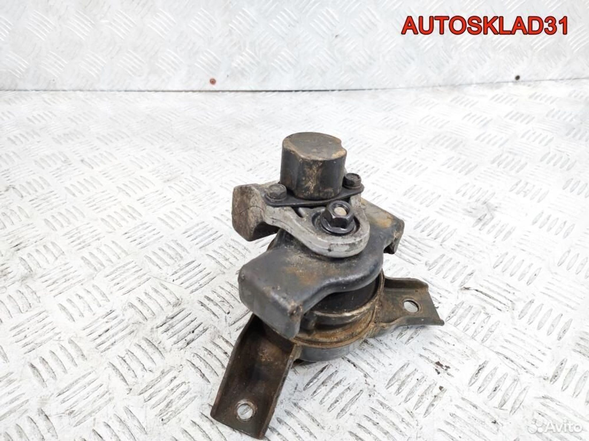 Опора двигателя правая Hyundai Getz 218151C220, 2100 рублей, Дубовое