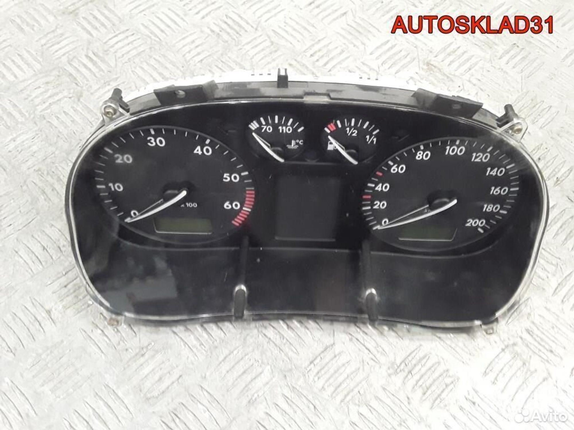 Панель приборов VW Polo 6N0919860T бензин, 3600 рублей, Дубовое