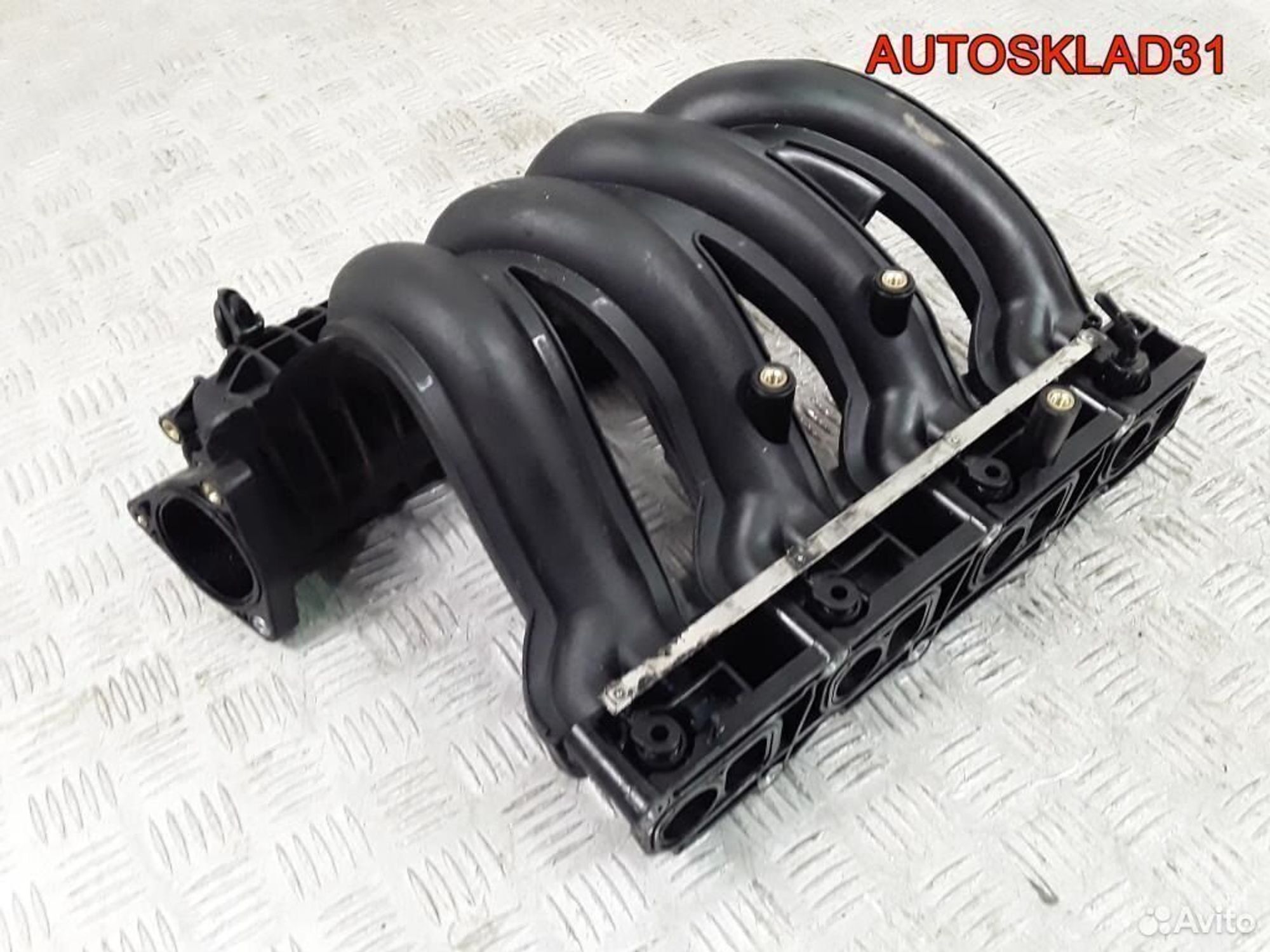 Коллектор впускной Mercedes Benz W203 2.2 646 CDI, 1300 рублей, Дубовое