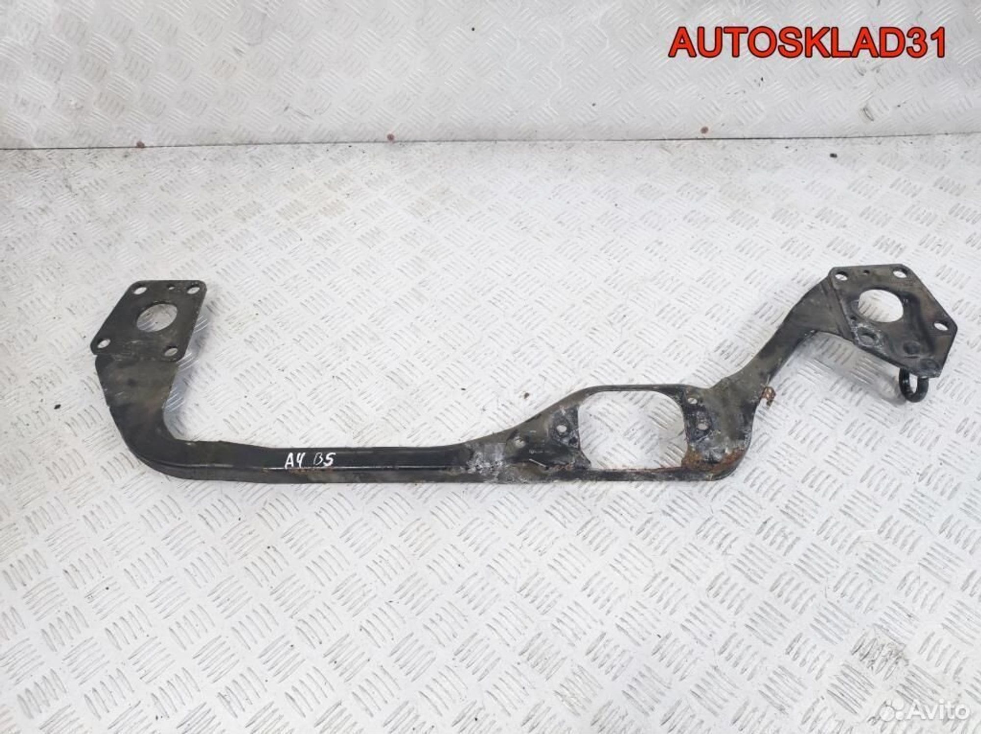 Балка передняя поперечная Audi A4 B5 8D0805851, 1700 рублей, Дубовое
