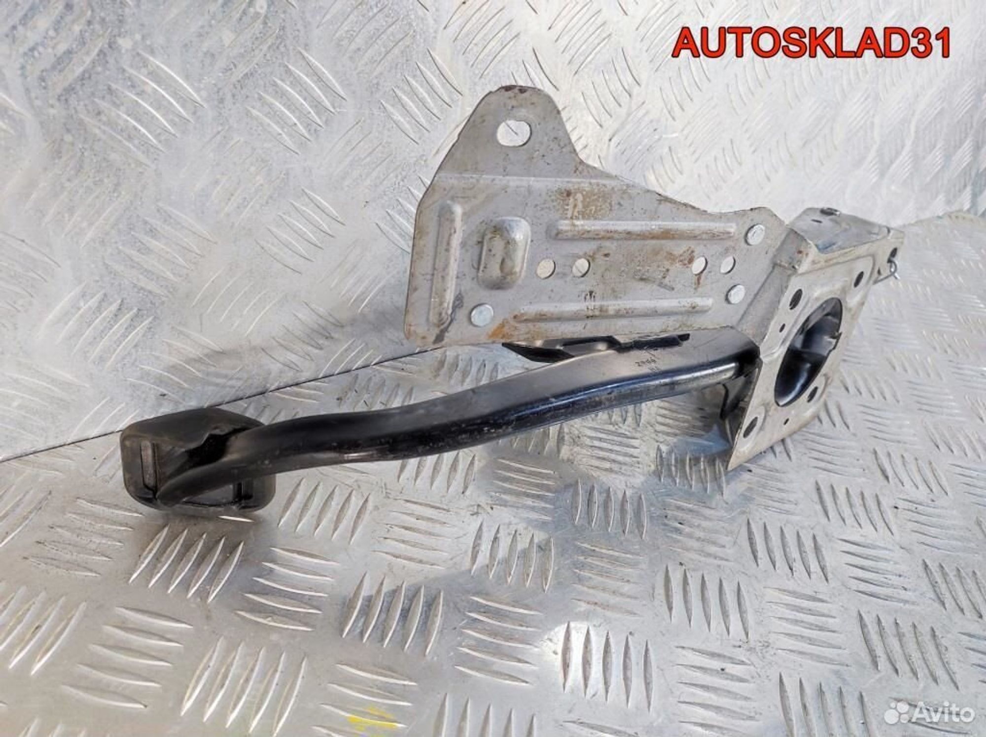 Педаль тормоза МКПП Ford Focus 2 4M512467AR, 1100 рублей, Дубовое