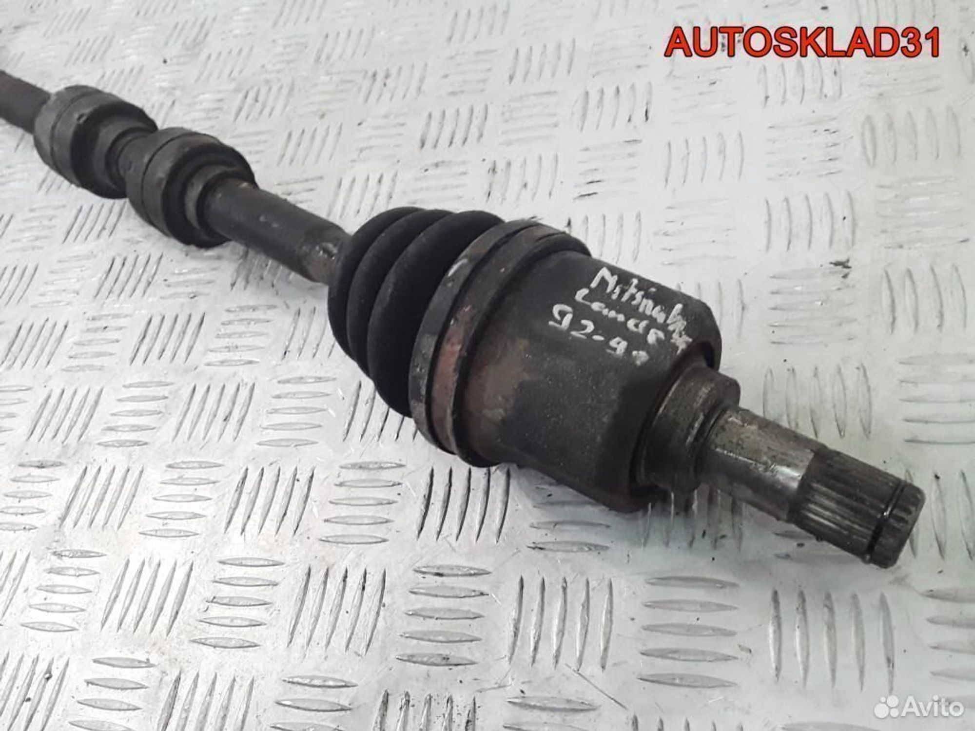 Полуось передняя правая Mitsubishi Lancer CB МКПП, 1800 рублей, Дубовое