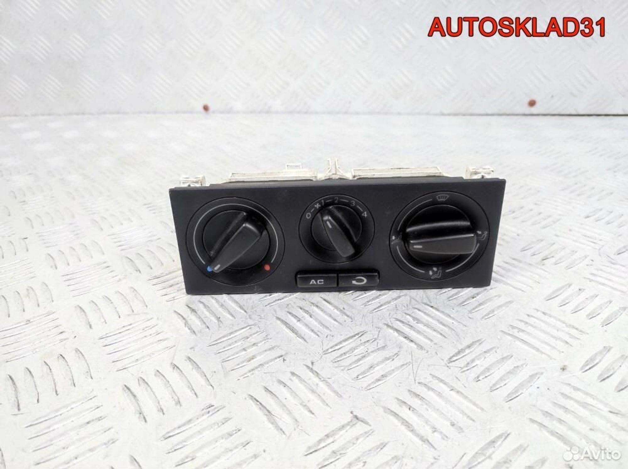 Блок управления отопителем VW Passat B5 1J0820045G, 2100 рублей, Дубовое