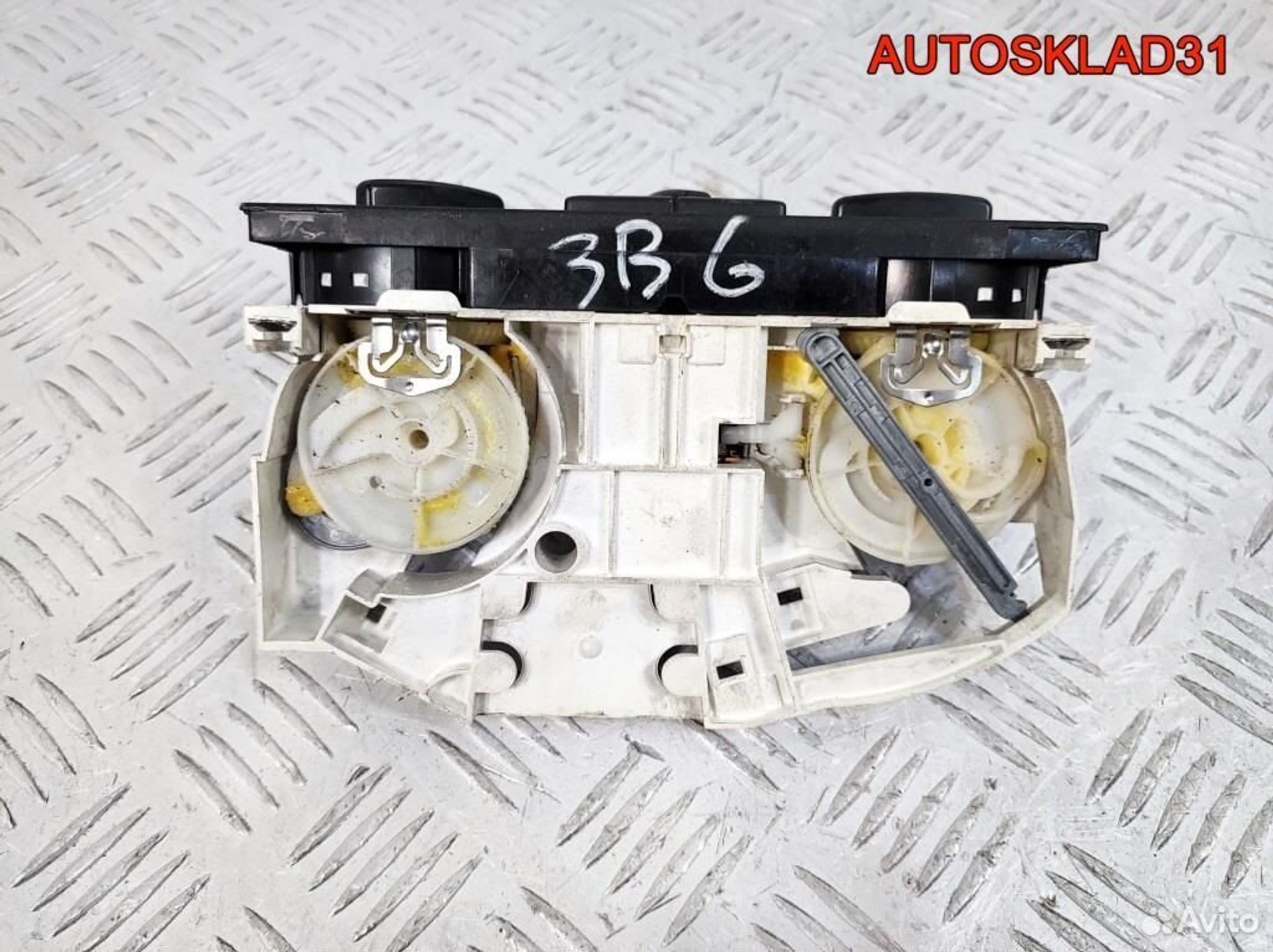 Блок управления отопителем VW Passat B5 1J0820045G, 2100 рублей, Дубовое