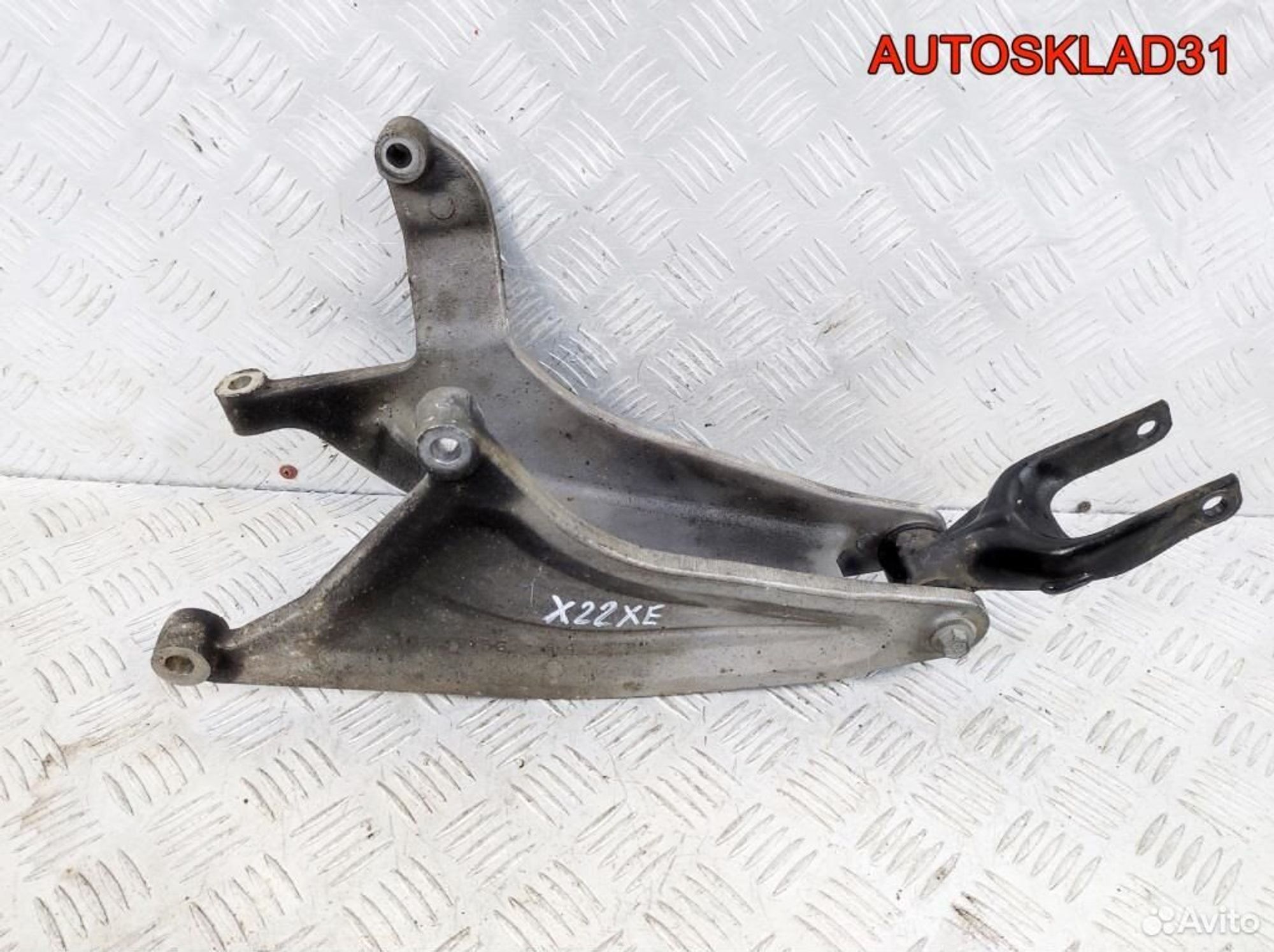 Кронштейн двигателя Opel Sintra 2,2 X22XE 10257136, 1300 рублей, Дубовое