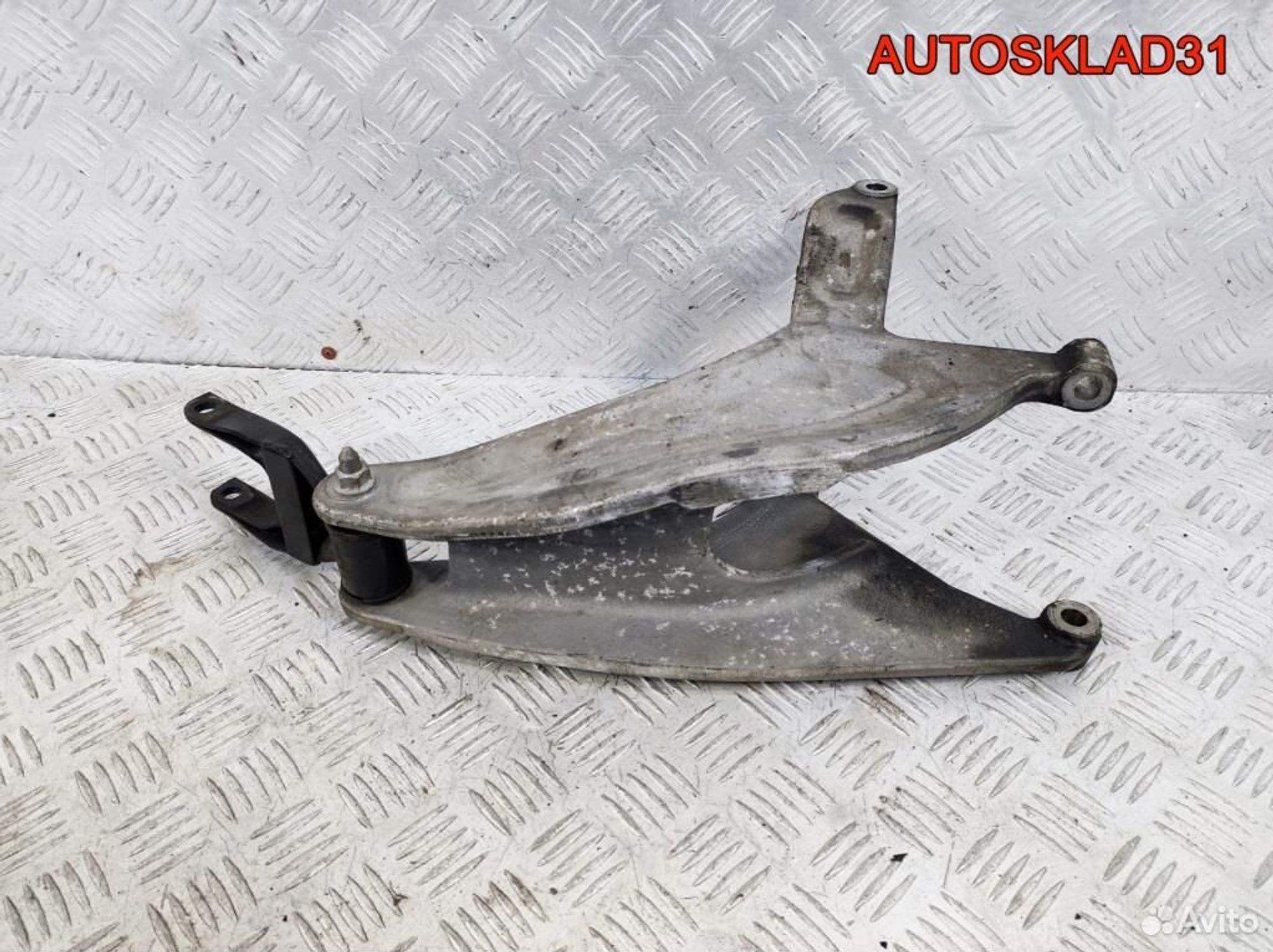 Кронштейн двигателя Opel Sintra 2,2 X22XE 10257136, 1300 рублей, Дубовое
