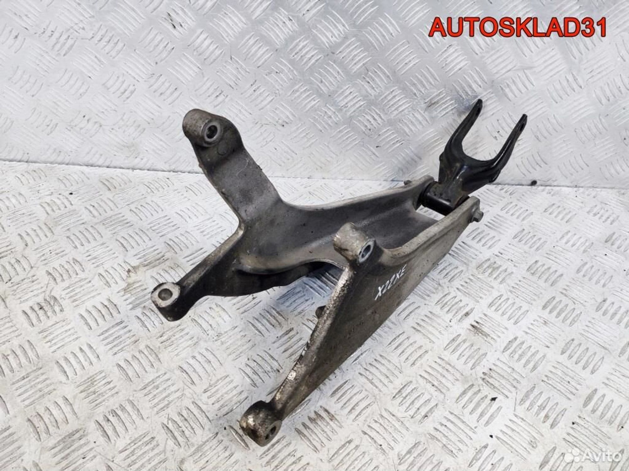 Кронштейн двигателя Opel Sintra 2,2 X22XE 10257136, 1300 рублей, Дубовое