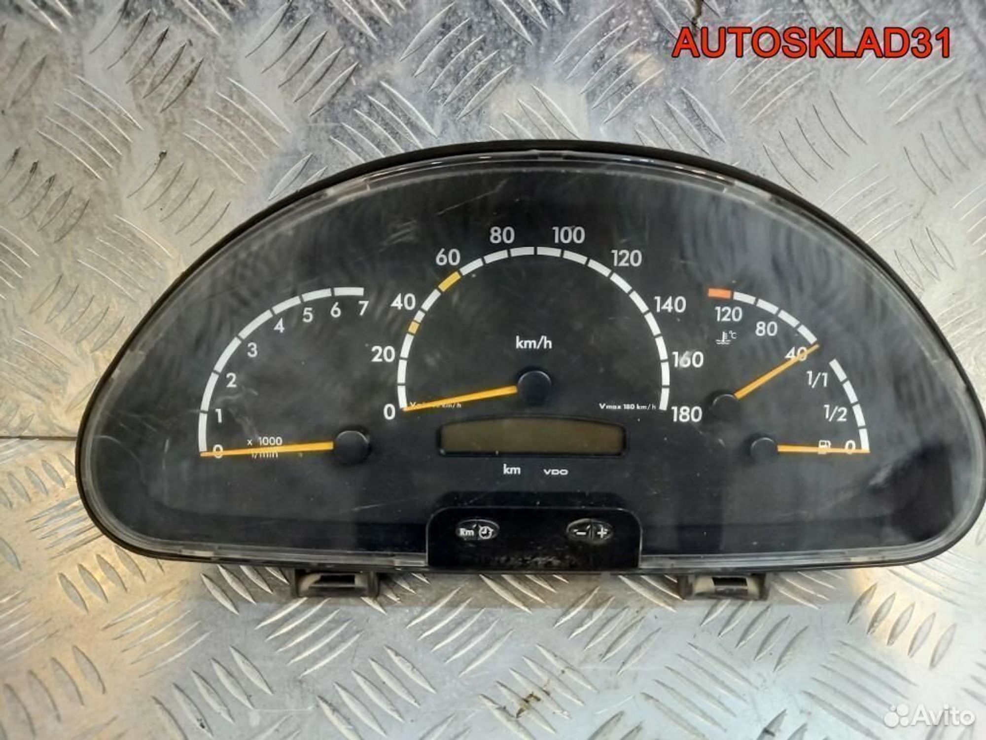 Панель приборов Mercedes Sprinter A0014468521, 5000 рублей, Дубовое