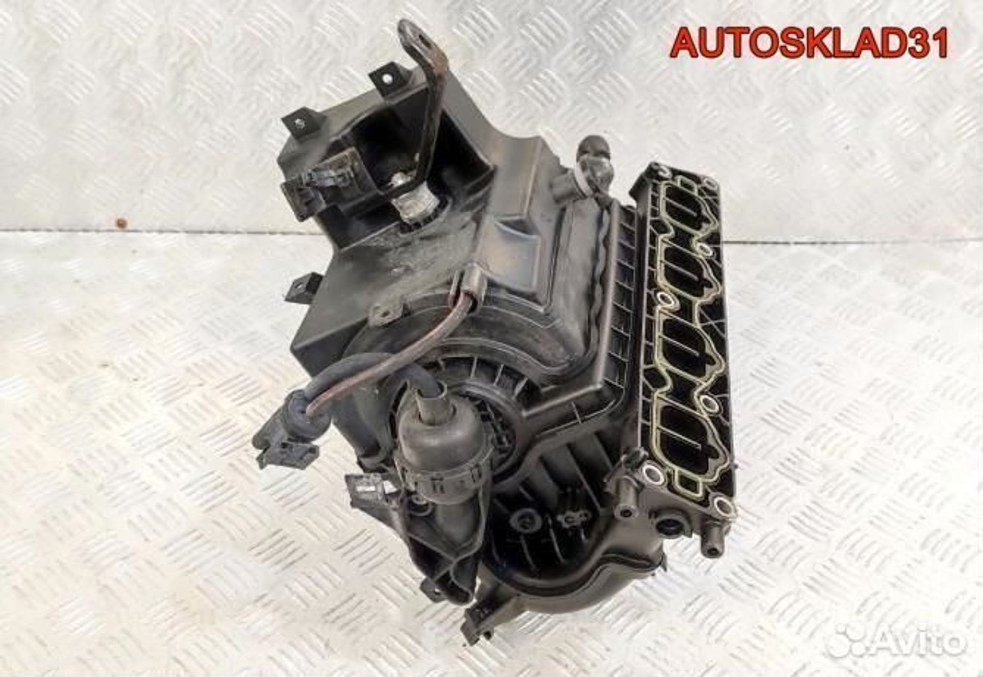 Коллектор впускной Opel Astra H z16xer 55564933, 3200 рублей, Дубовое