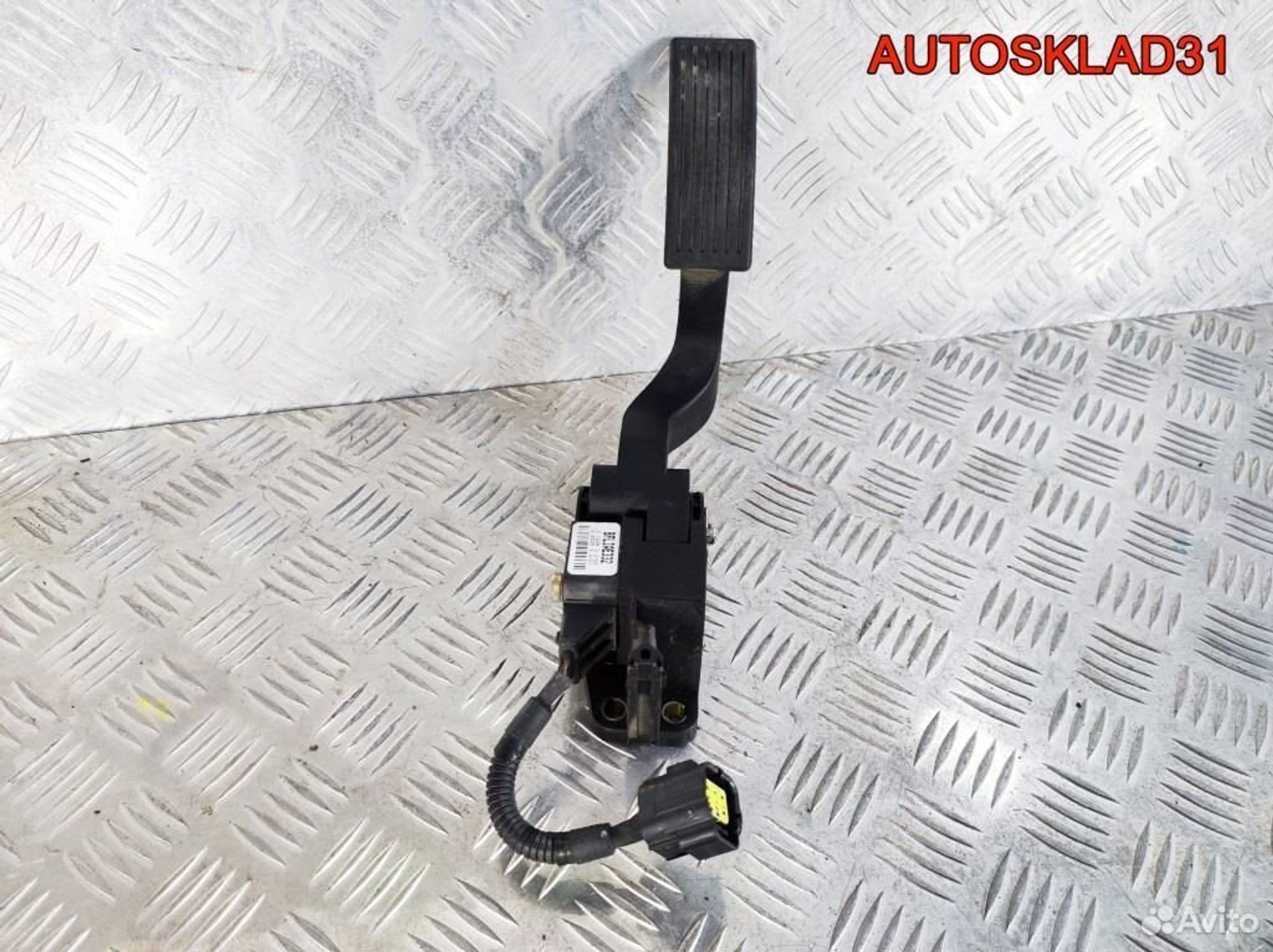 Педаль газа Kia Rio 327261G800 Дизель, 2100 рублей, Дубовое