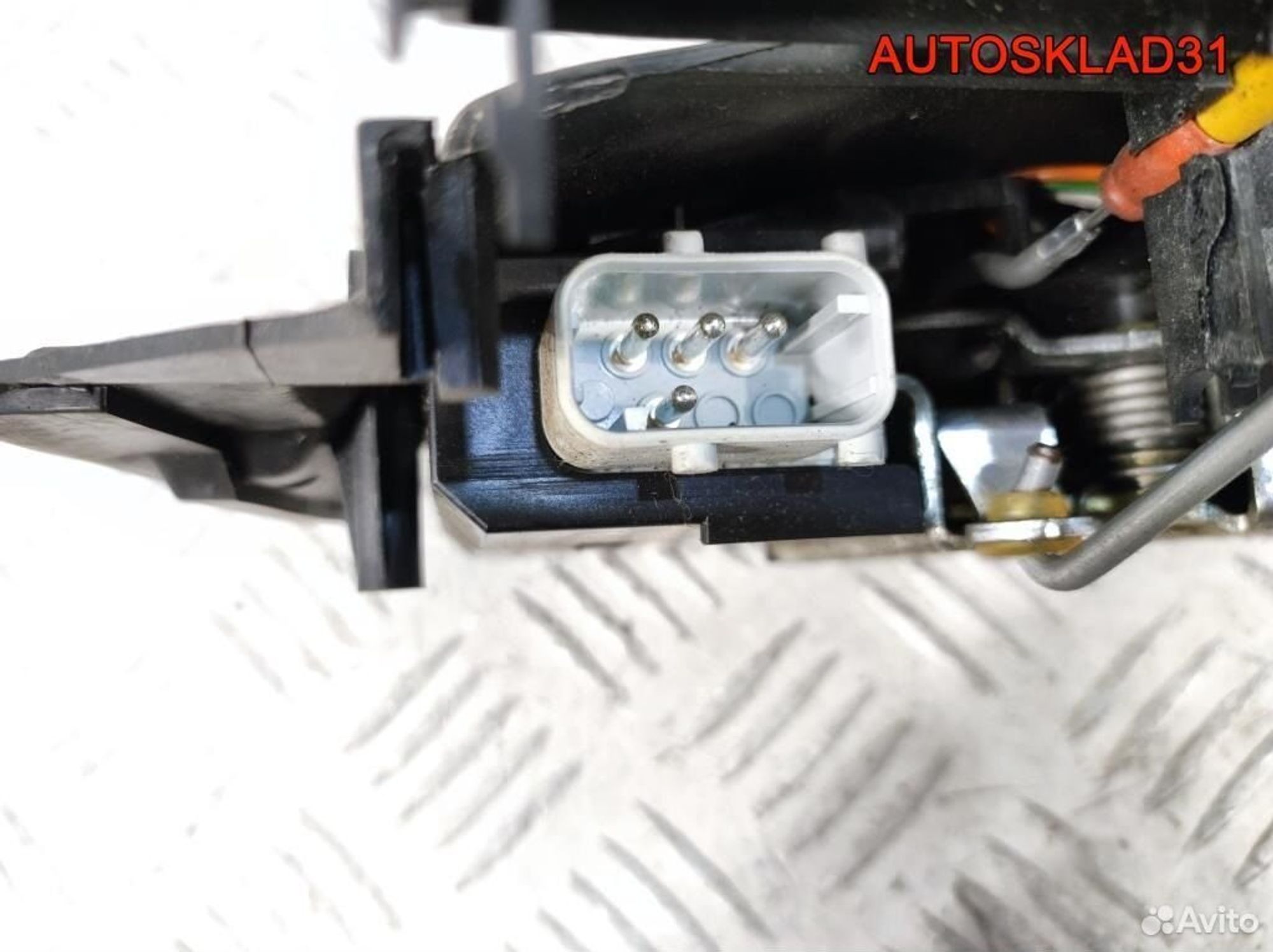 Замок двери передней левой BMW E39 51218235097, 2300 рублей, Дубовое