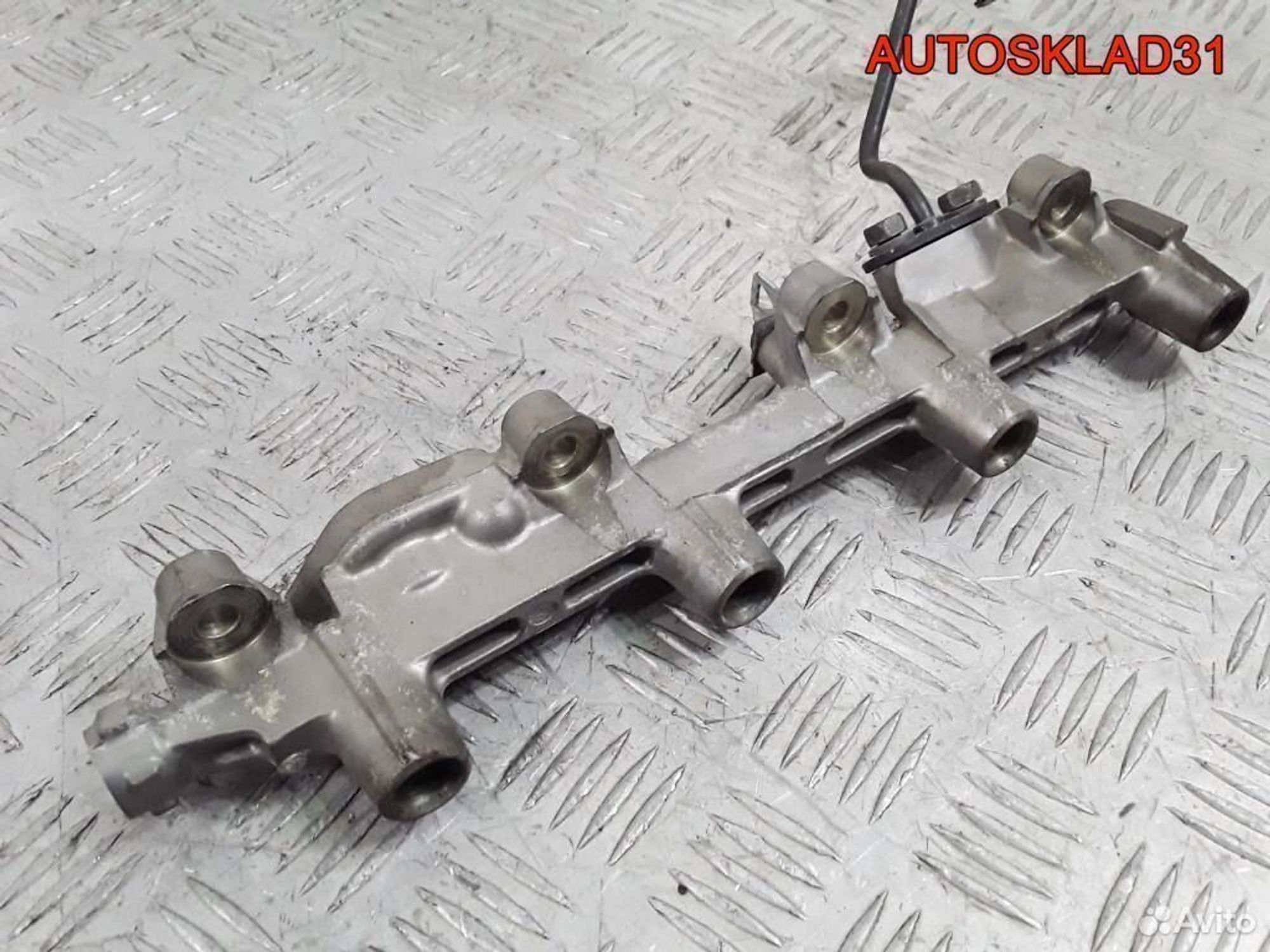 Рейка топливная Mitsubishi Carisma DA 1,8 4G93, 1200 рублей, Дубовое