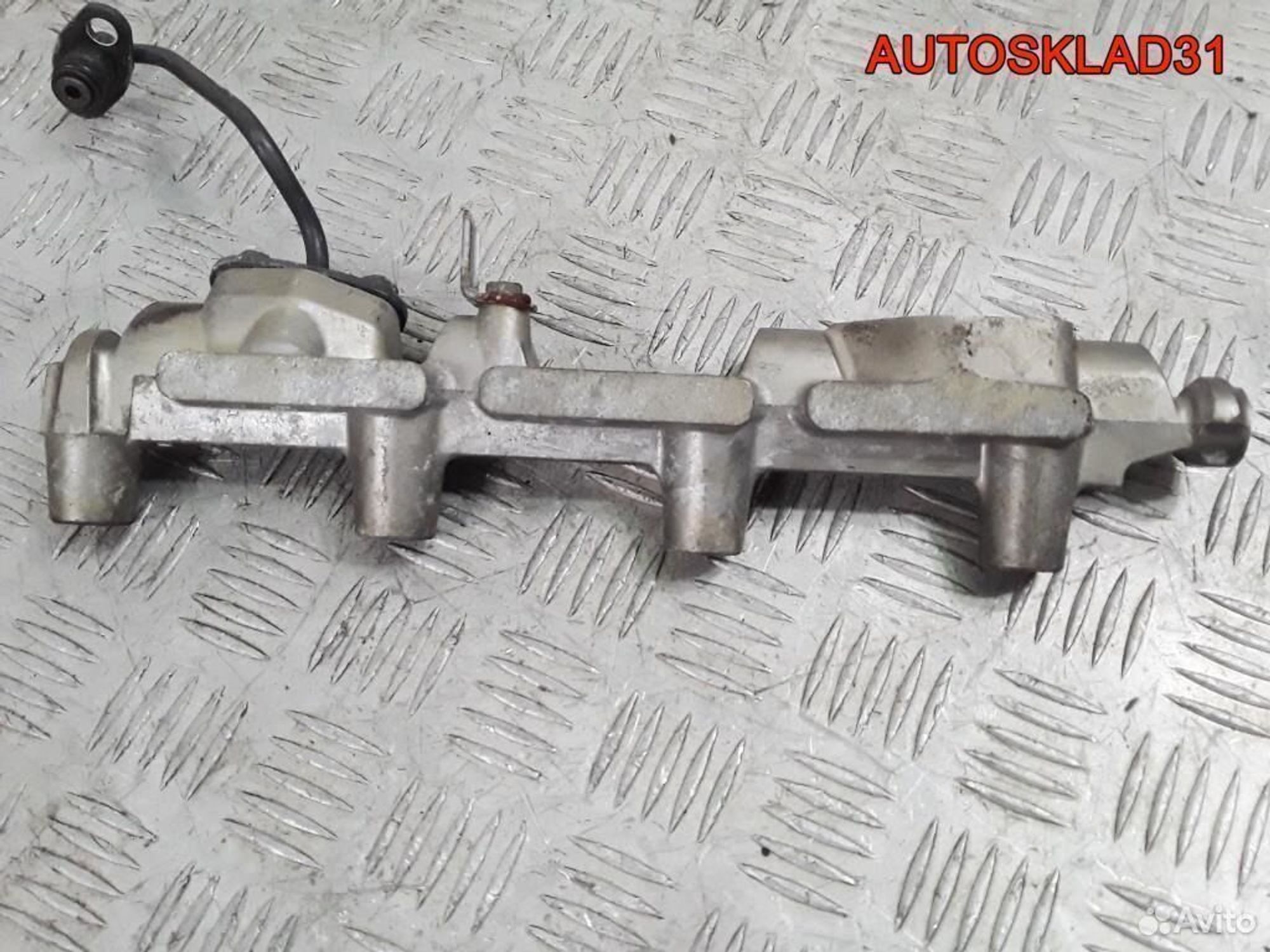 Рейка топливная Mitsubishi Carisma DA 1,8 4G93, 1200 рублей, Дубовое