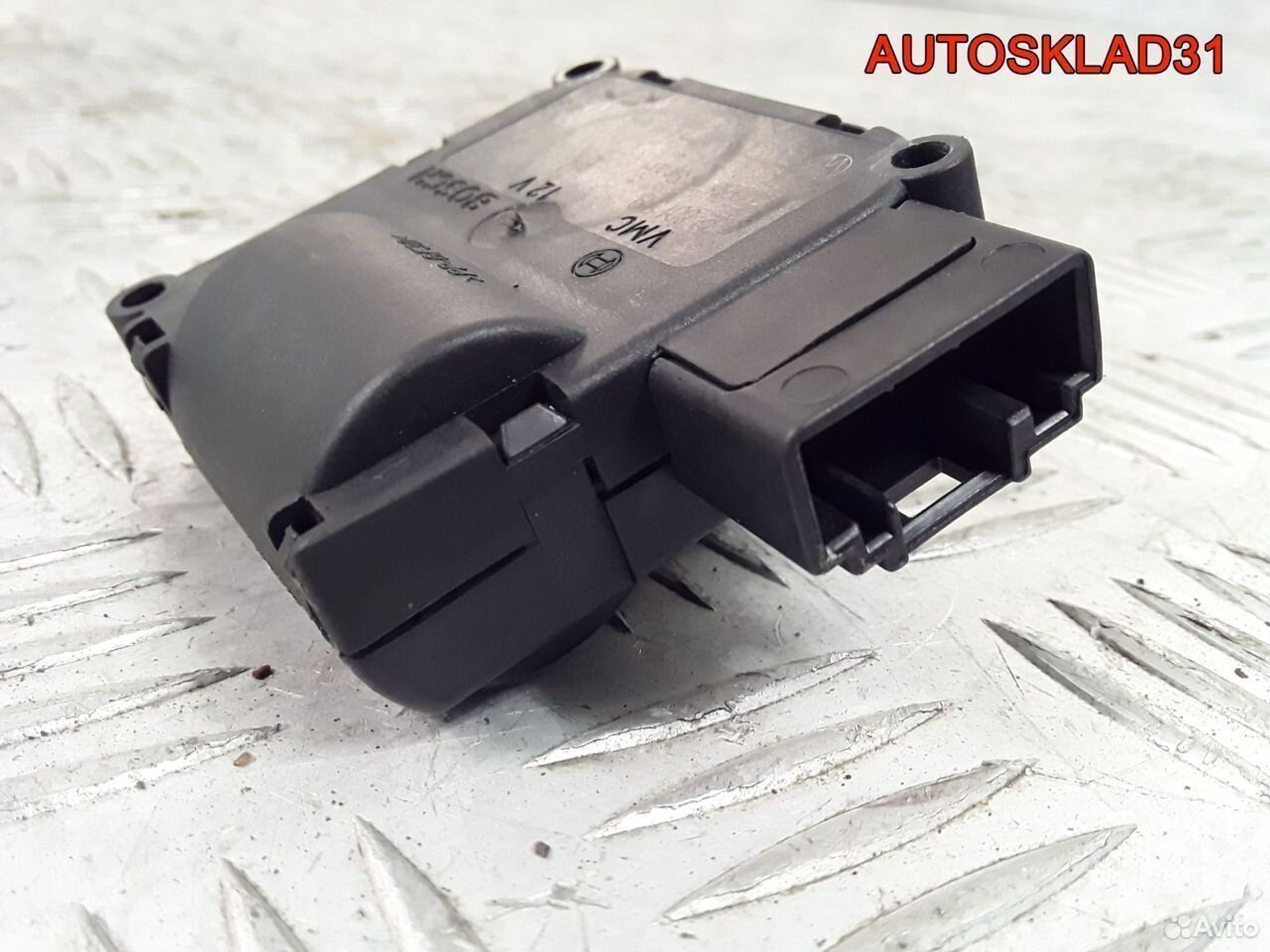 Моторчик заслонки отопителя VW Touareg 4F0820511B, 1100 рублей, Дубовое