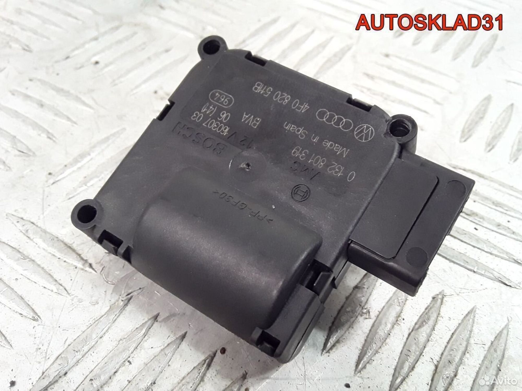 Моторчик заслонки отопителя VW Touareg 4F0820511B, 1100 рублей, Дубовое