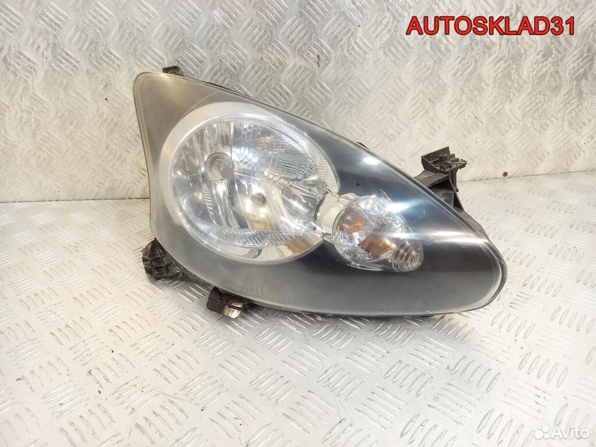 Фара правая Toyota Aygo 20A761052B, 4500 рублей, Дубовое