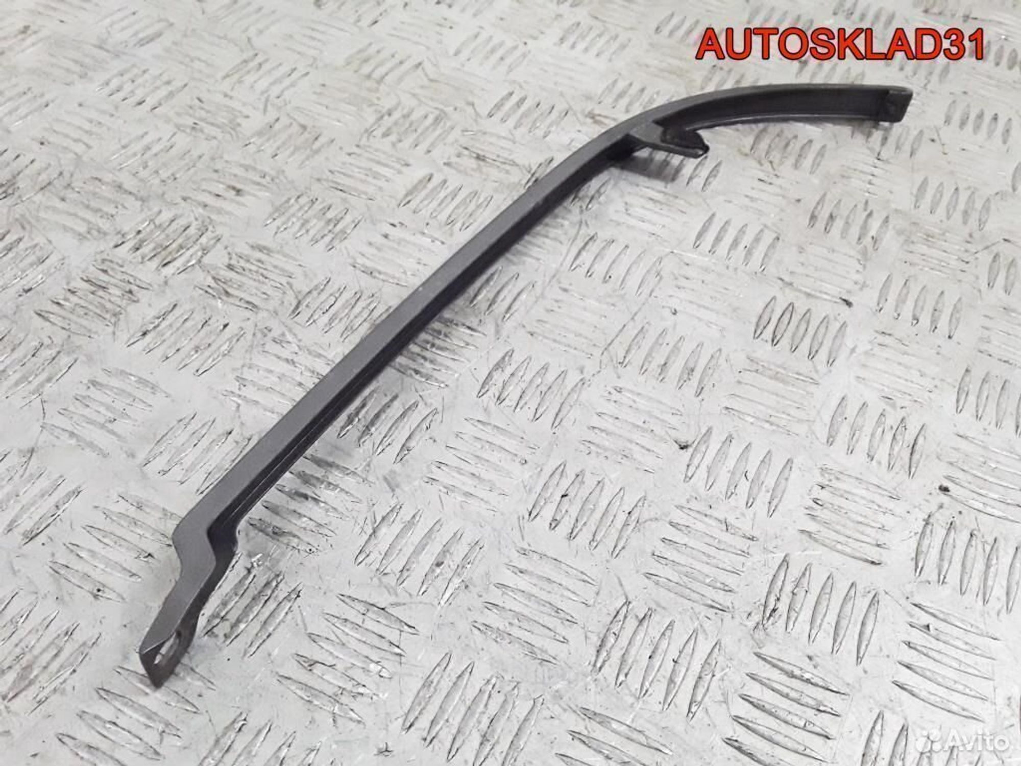 Планка под фару левая Audi 80 B4 8A0853207A, 1200 рублей, Дубовое