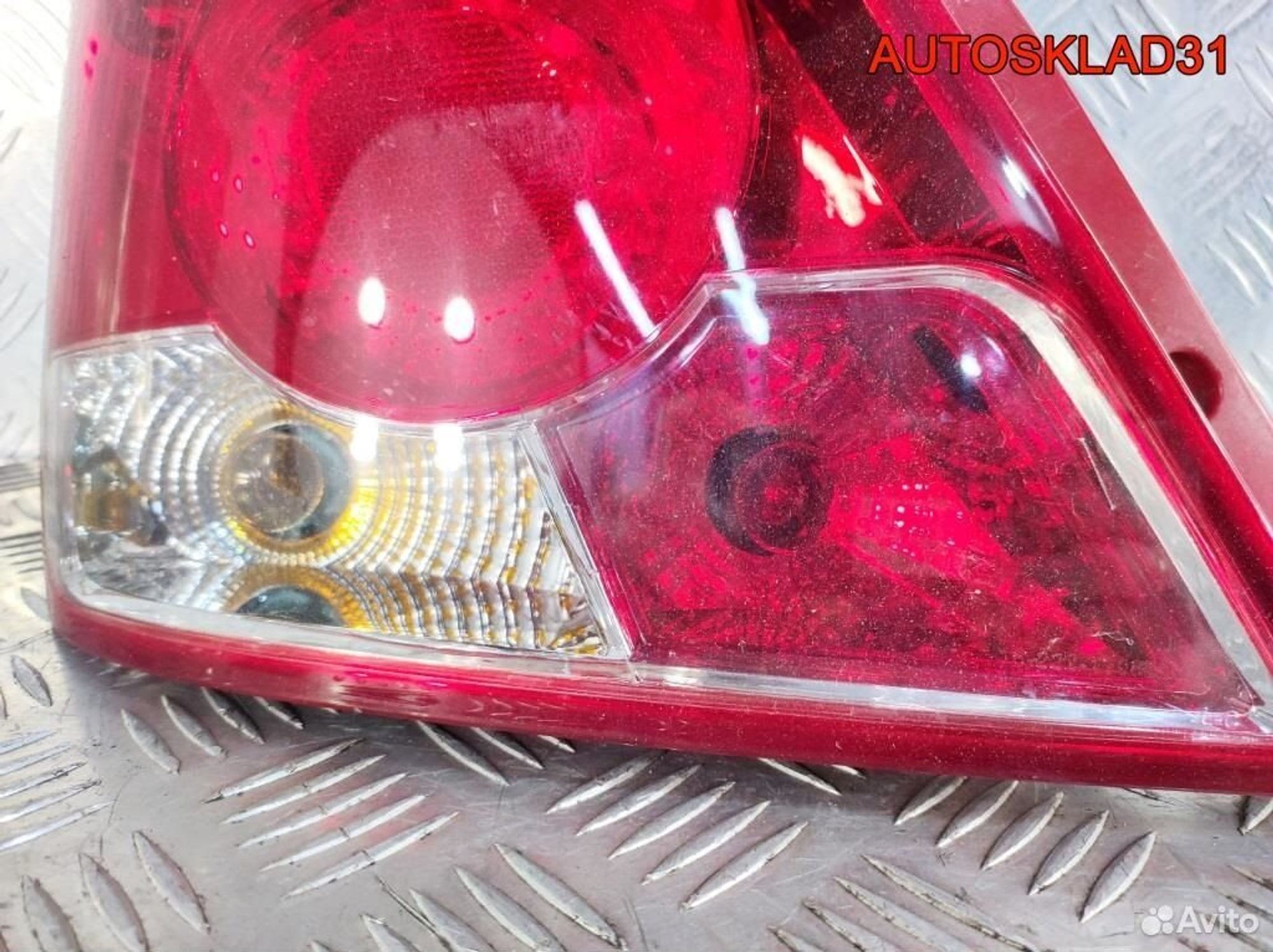 Фонарь задний левый Daewoo Kalos 2221908LLDAE, 2600 рублей, Дубовое