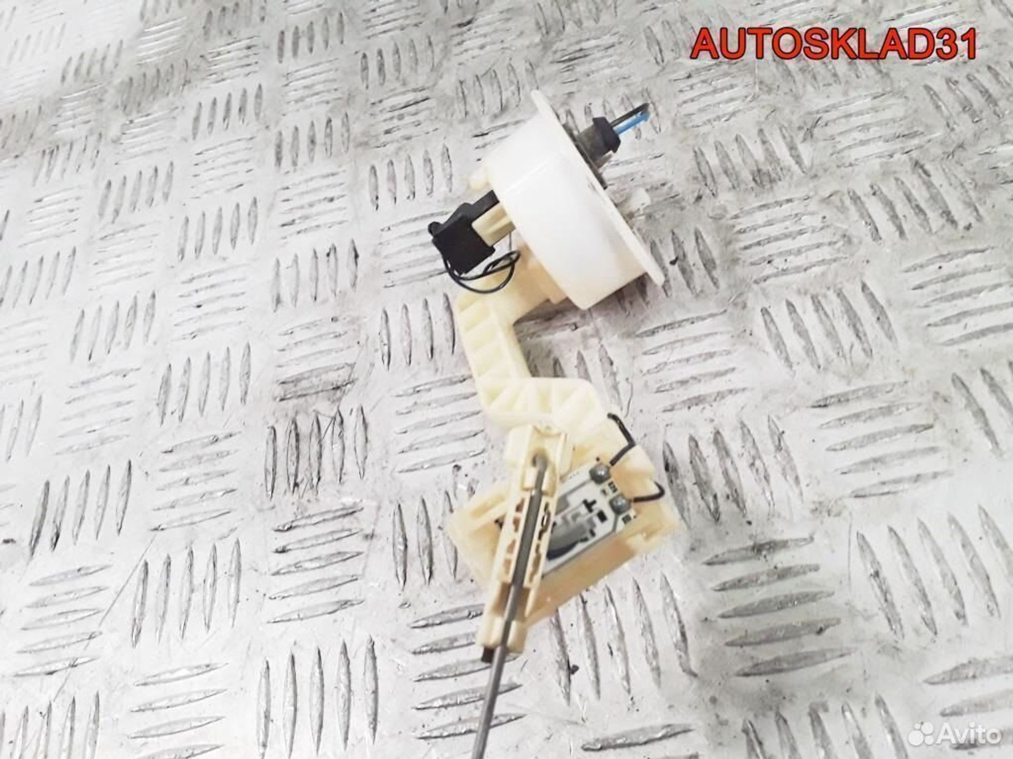 Датчик уровня топлива Audi A6 C5 4B0201317AB, 1800 рублей, Дубовое