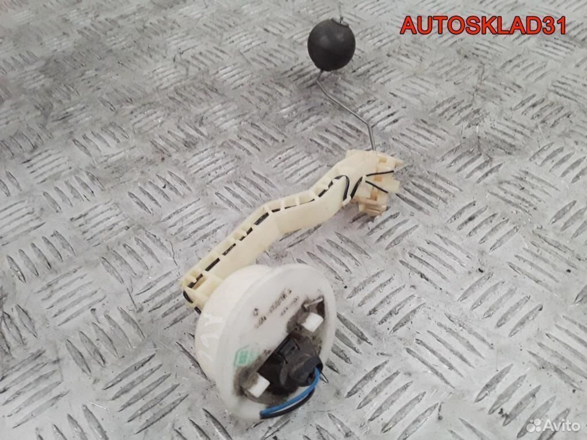 Датчик уровня топлива Audi A6 C5 4B0201317AB, 1800 рублей, Дубовое