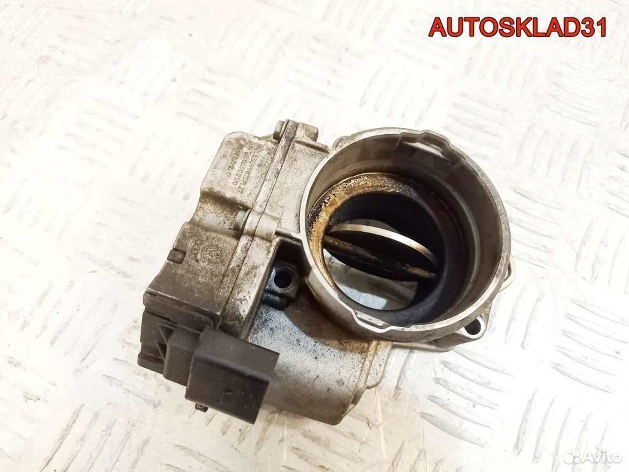 Заслонка дроссельная Ауди А4 Б7 2,0 BRD 03G128063C, 2700 рублей, Дубовое