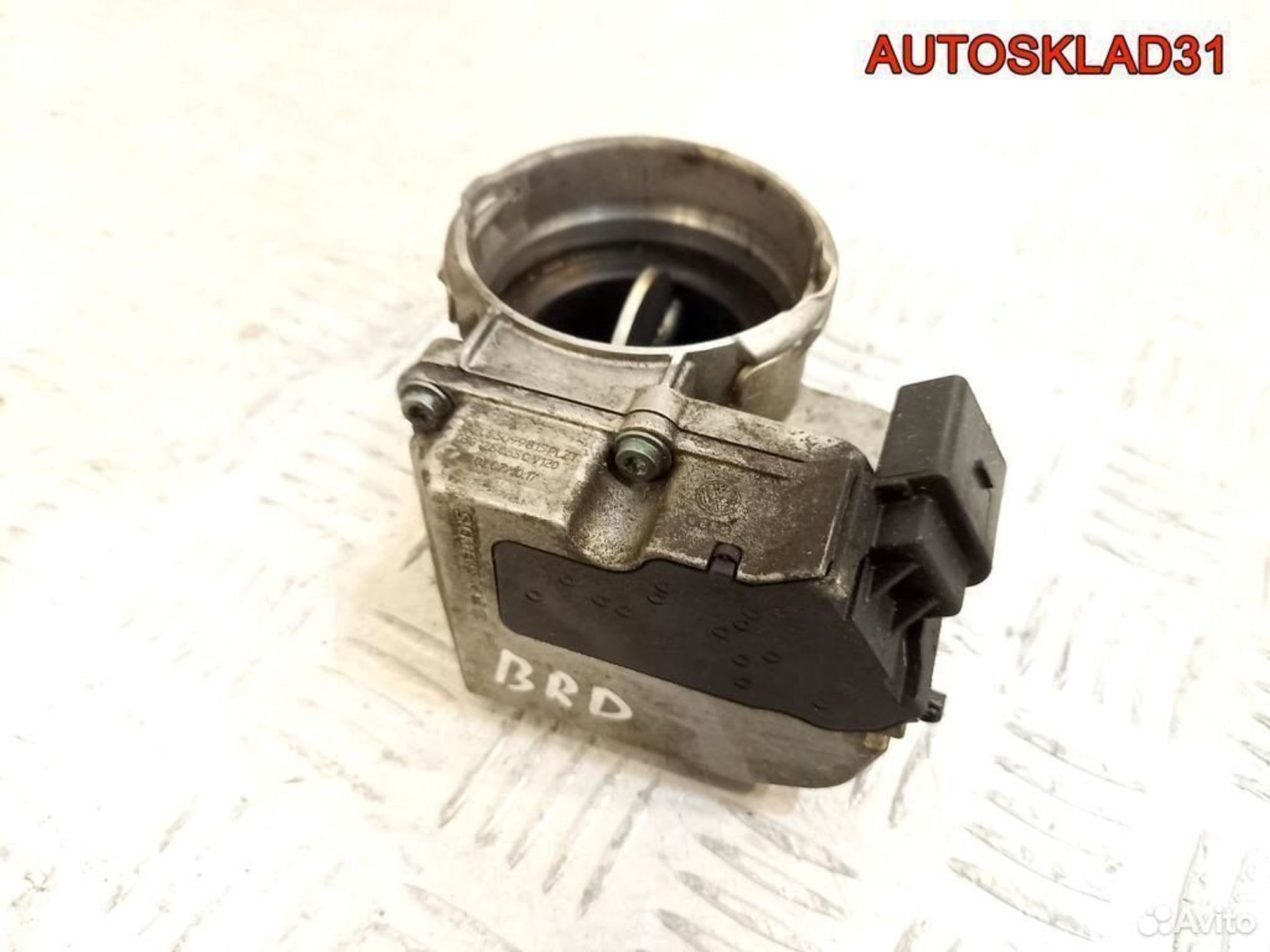 Заслонка дроссельная Ауди А4 Б7 2,0 BRD 03G128063C, 2700 рублей, Дубовое