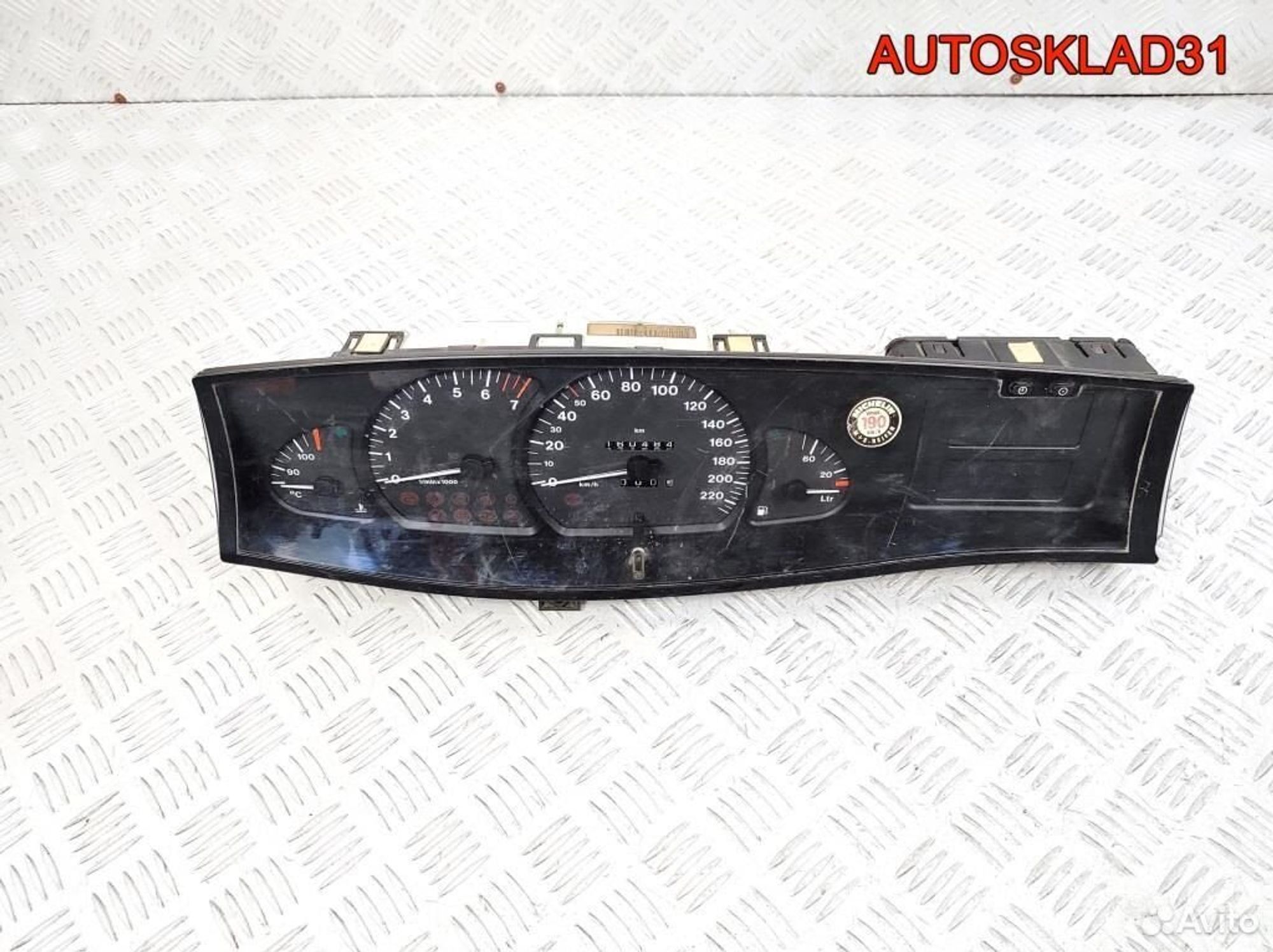 Панель приборов Opel Omega B 90457947 Бензин, 2100 рублей, Дубовое