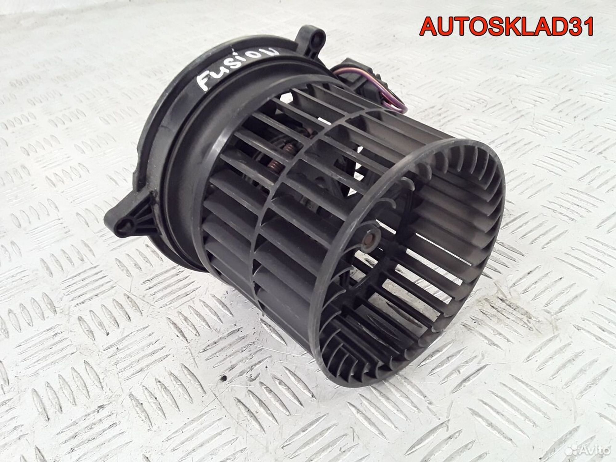 Моторчик печки бу на Форд Фьюжен 2s6h18456ad, 2900 рублей, Дубовое