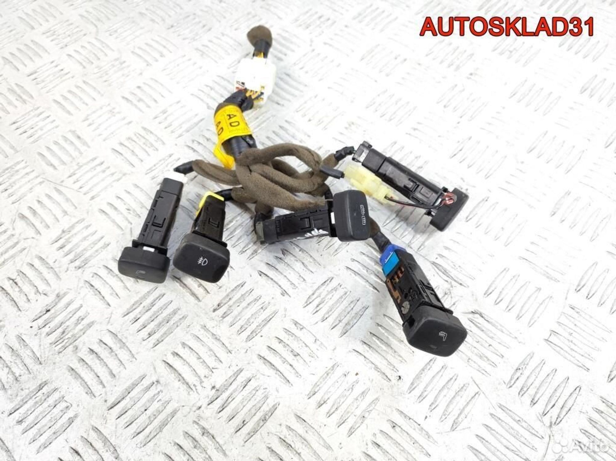 Кнопка Chevrolet Evanda 96284751, 1100 рублей, Дубовое