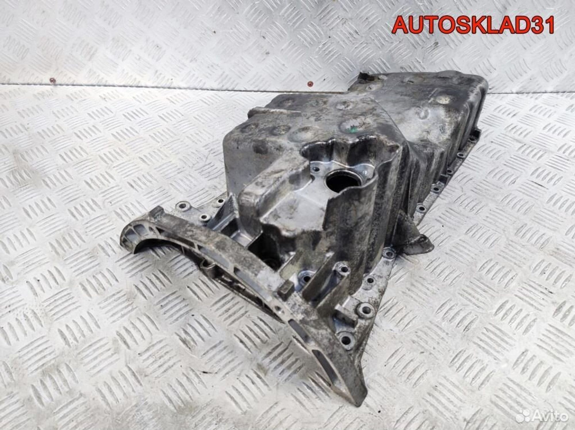 Поддон масляный двигателя Mercedes W203 6460141902, 1700 рублей, Дубовое