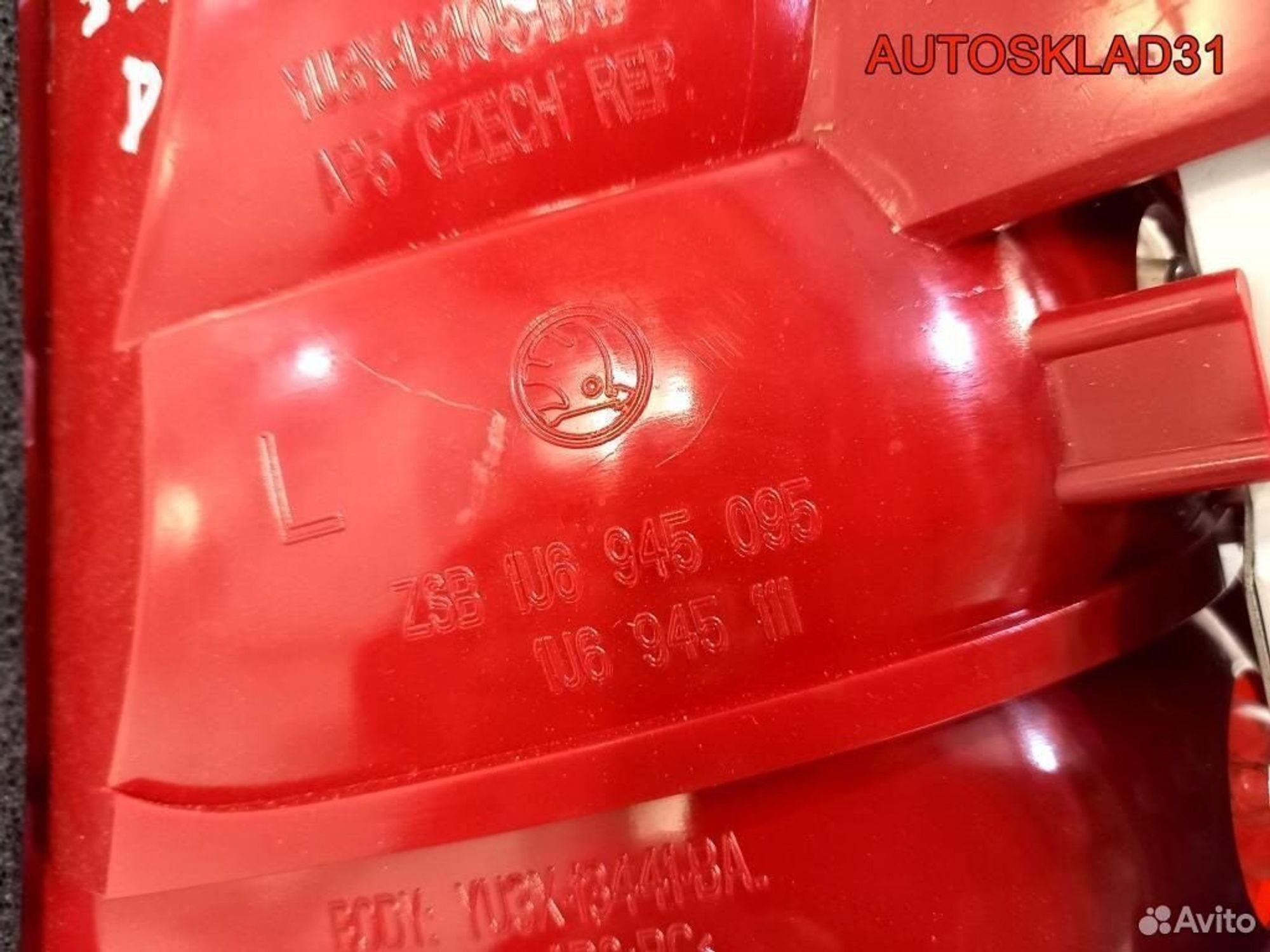 Фонарь задний левый Skoda Octavia 1U6945095 Седан, 2900 рублей, Дубовое
