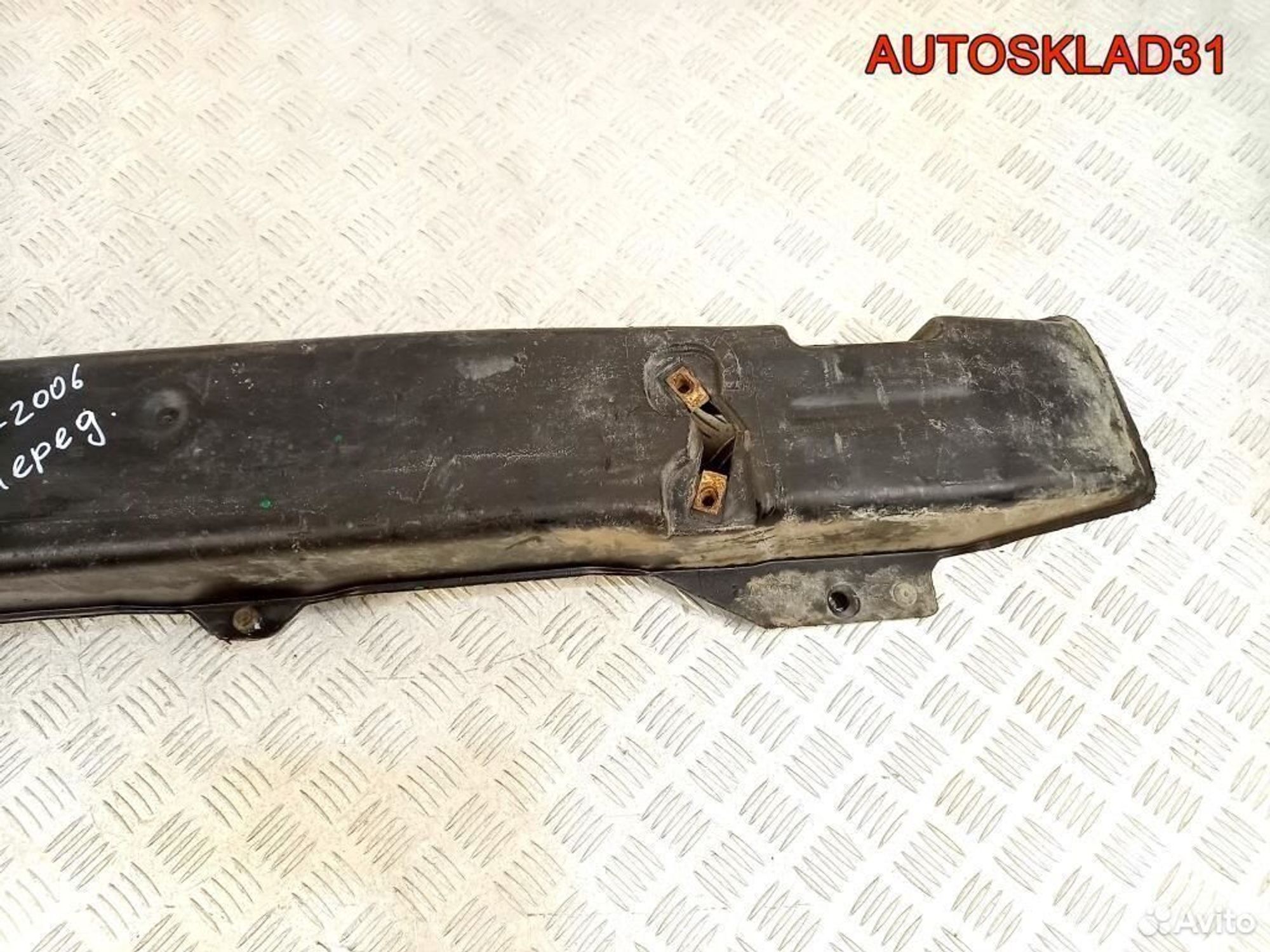 Усилитель переднего бампера Ford Transit 4515867, 3000 рублей, Дубовое