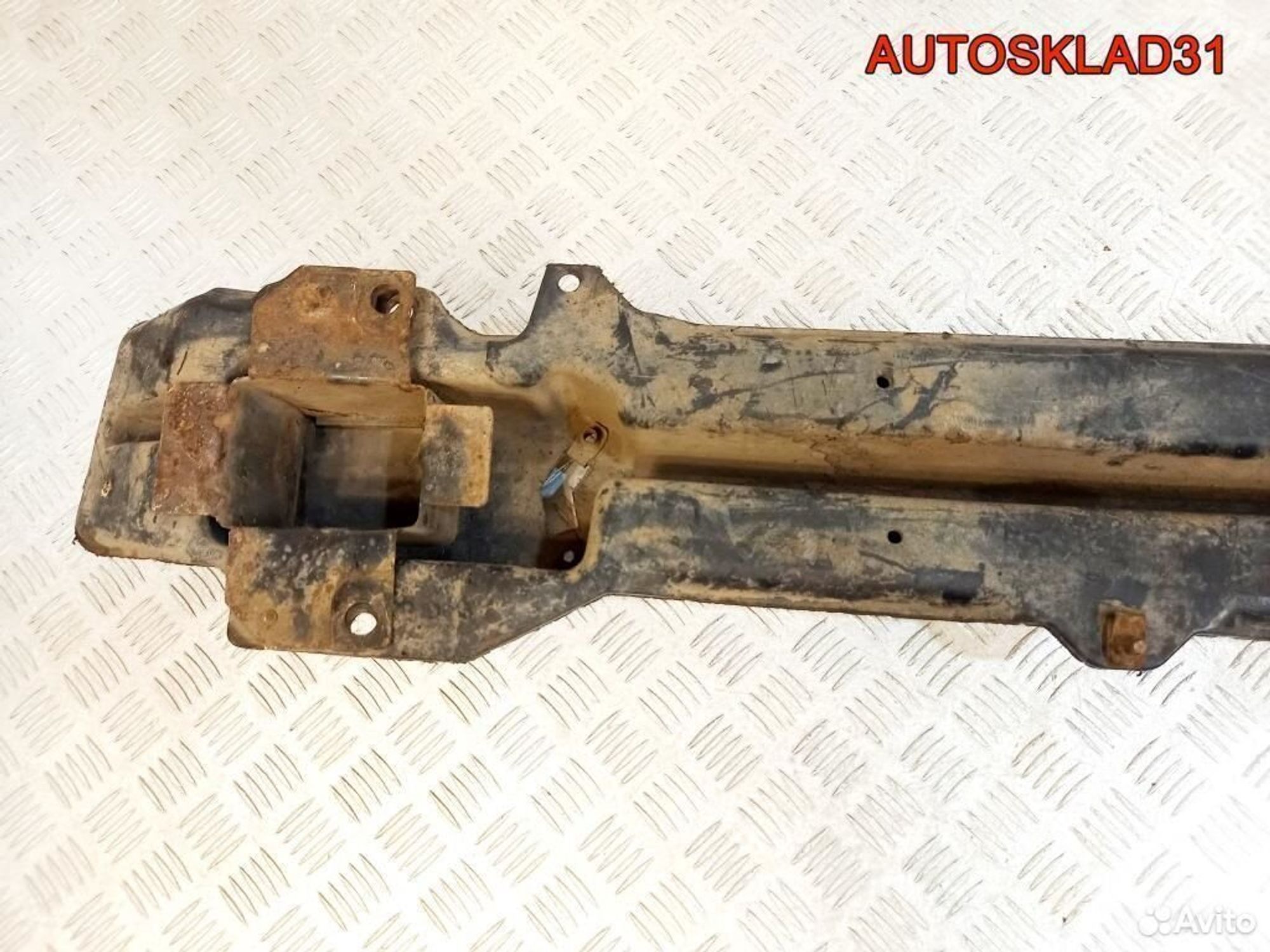 Усилитель переднего бампера Ford Transit 4515867, 3000 рублей, Дубовое