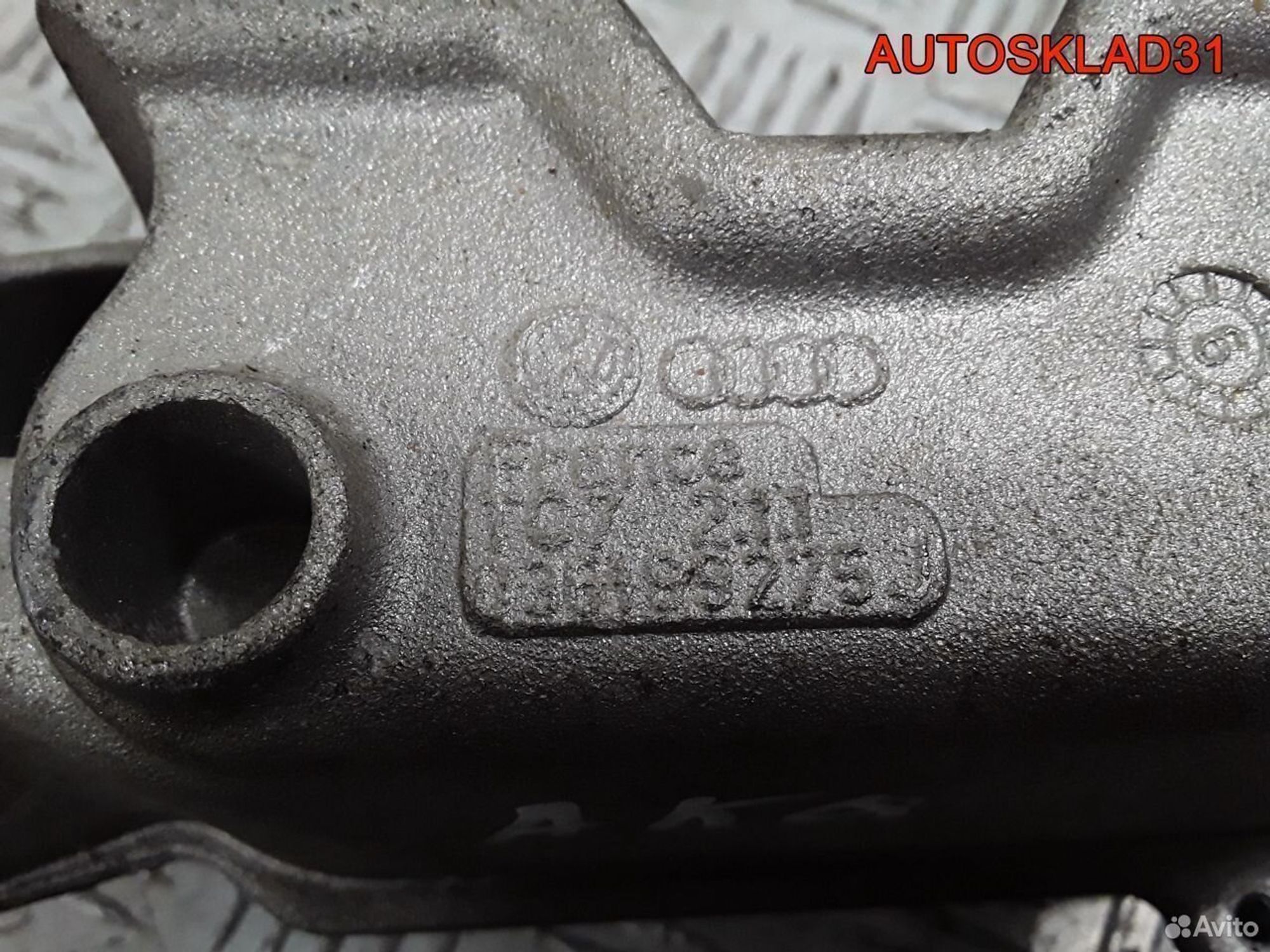 Кронштейн двигателя правый VW Golf 4 036199275J, 1700 рублей, Дубовое