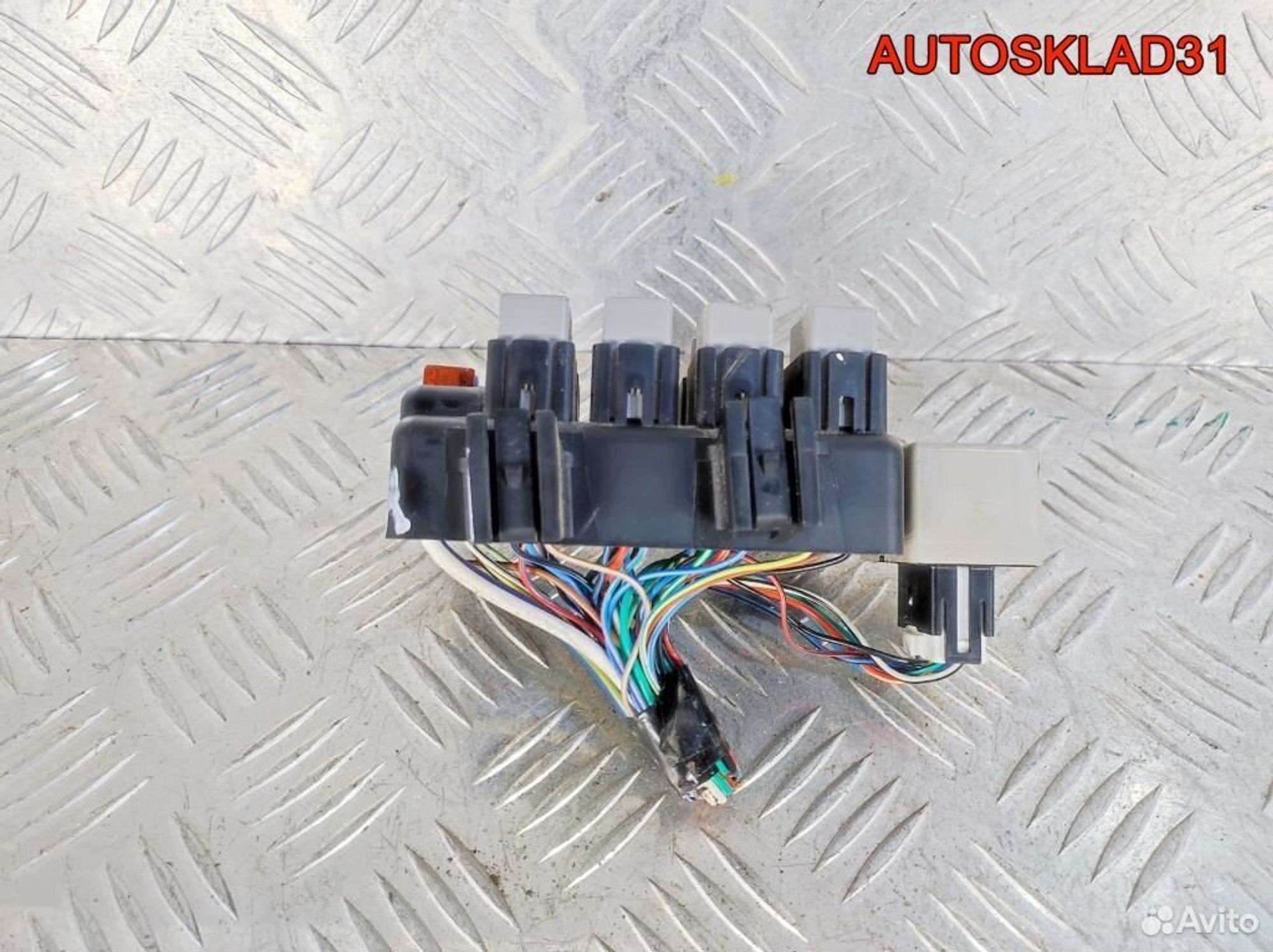 Блок реле Subaru Forester S12 RB101100B, 2600 рублей, Дубовое