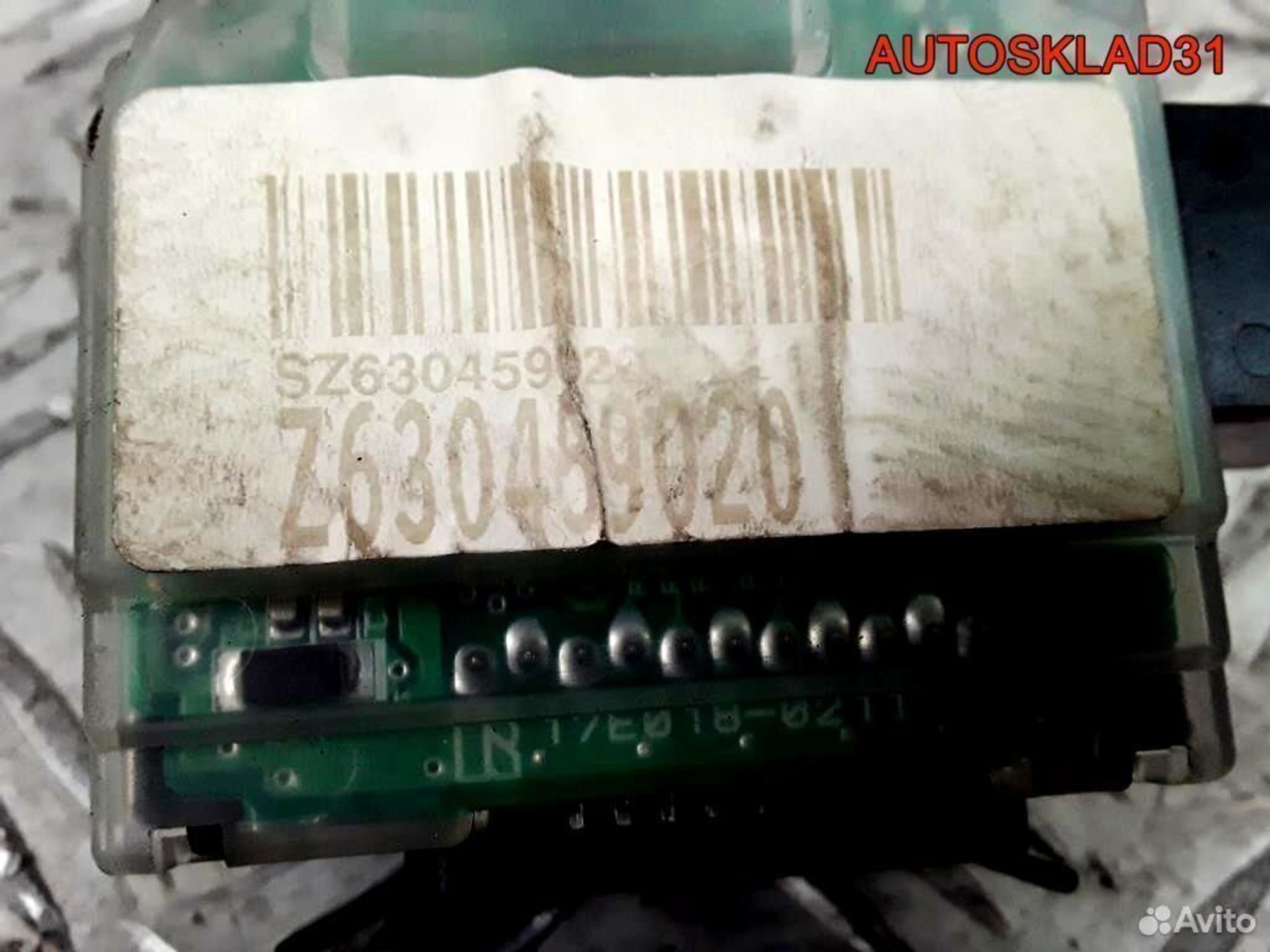 Переключатель поворотов Mitsubishi Colt 8614A012XA, 1200 рублей, Дубовое