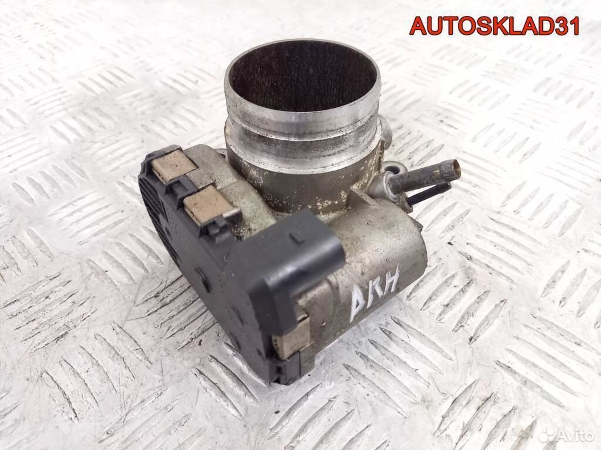 Заслонка дроссельная  Audi A6 C5 ARH 06B133062E, 4100 рублей, Дубовое