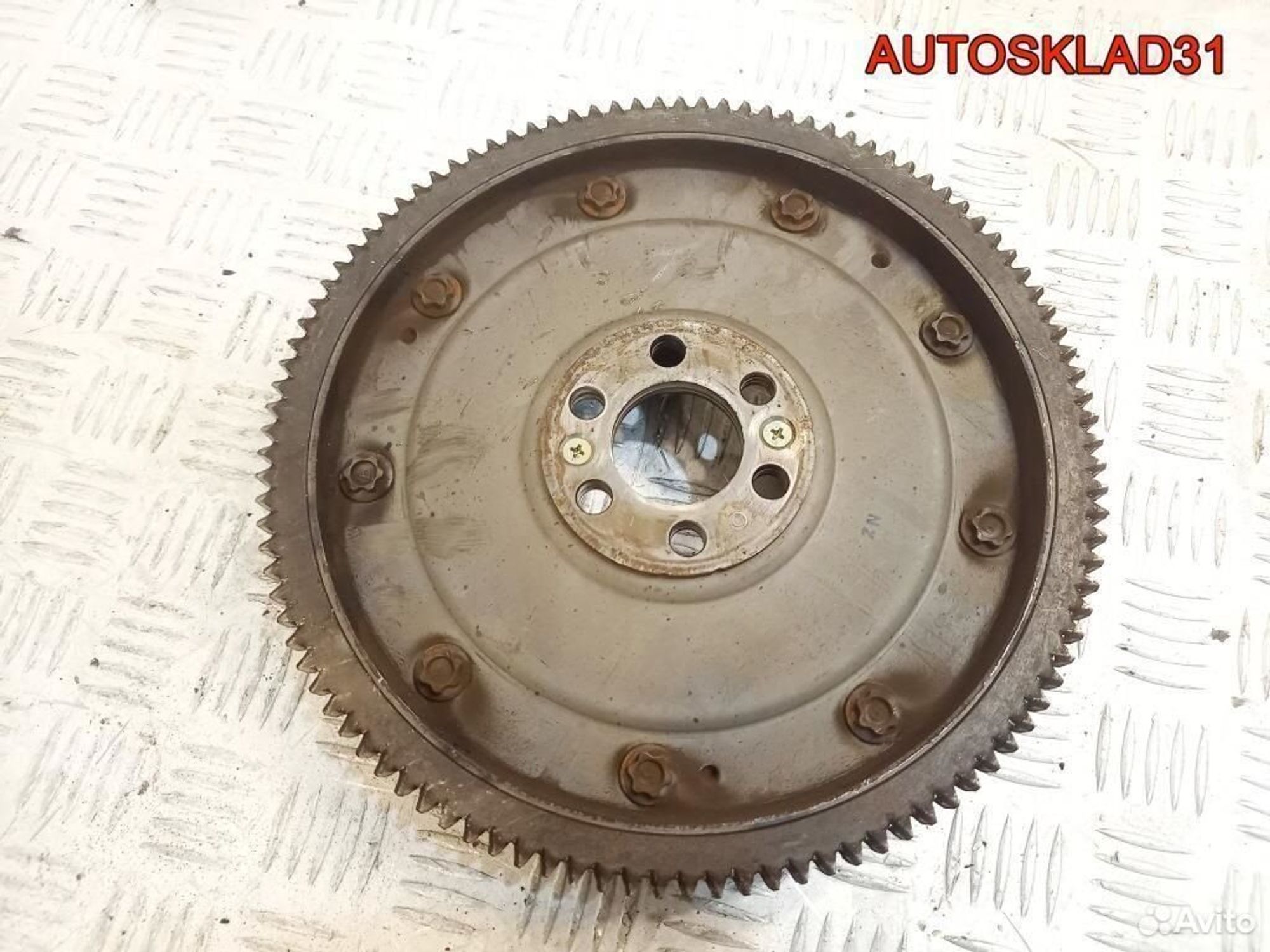Маховик МКПП Nissan Almera N16 1.8 QG18 12310AU300, 3200 рублей, Дубовое