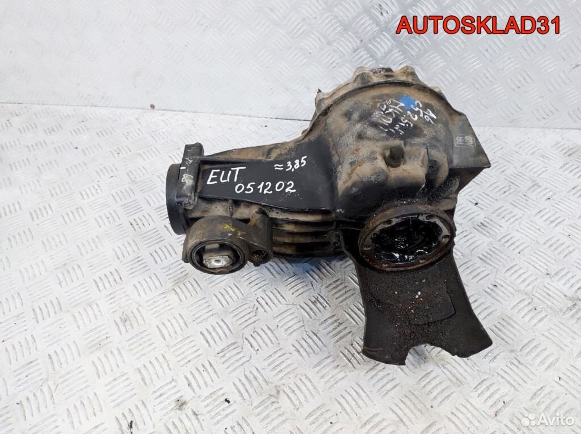 https://ycs.partsauto.market/partsauto-images/thmbs/edda01b21c13eaa6671738306aa09410/b60ddca0a0757b8772d4ffefe6e90593/f6a62a8b0c0cbd0927315ad18b2d5183.jpg